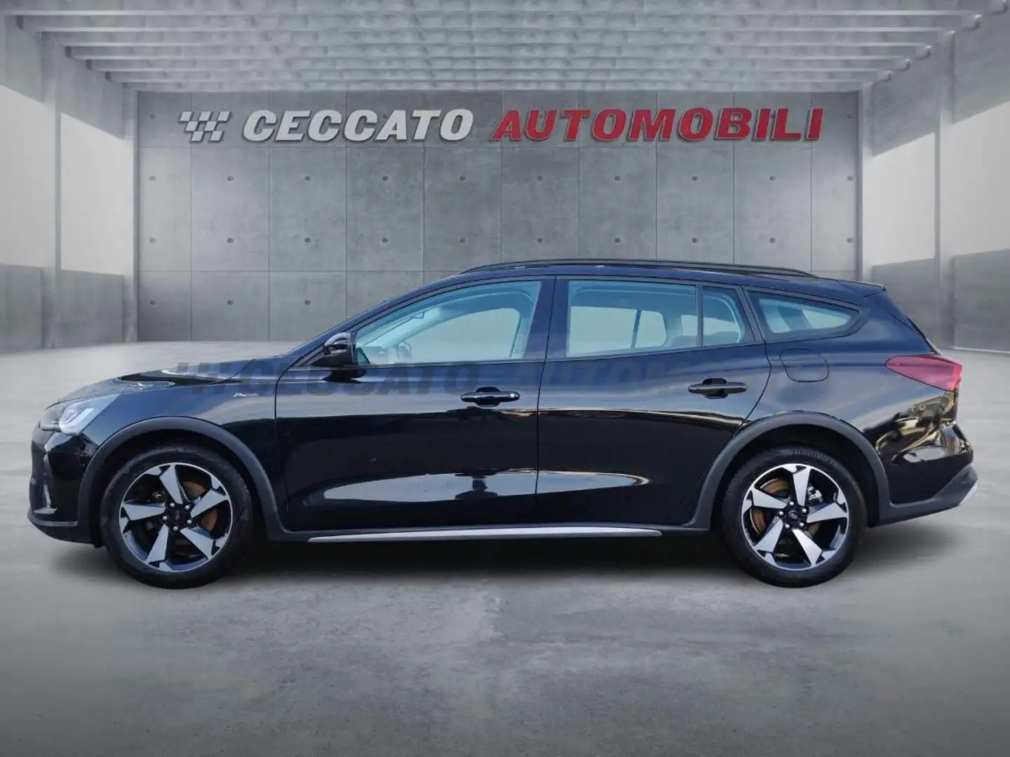 Ford Focus Focus Active SW 1.0t ecoboost h 125cv Nero - 2
