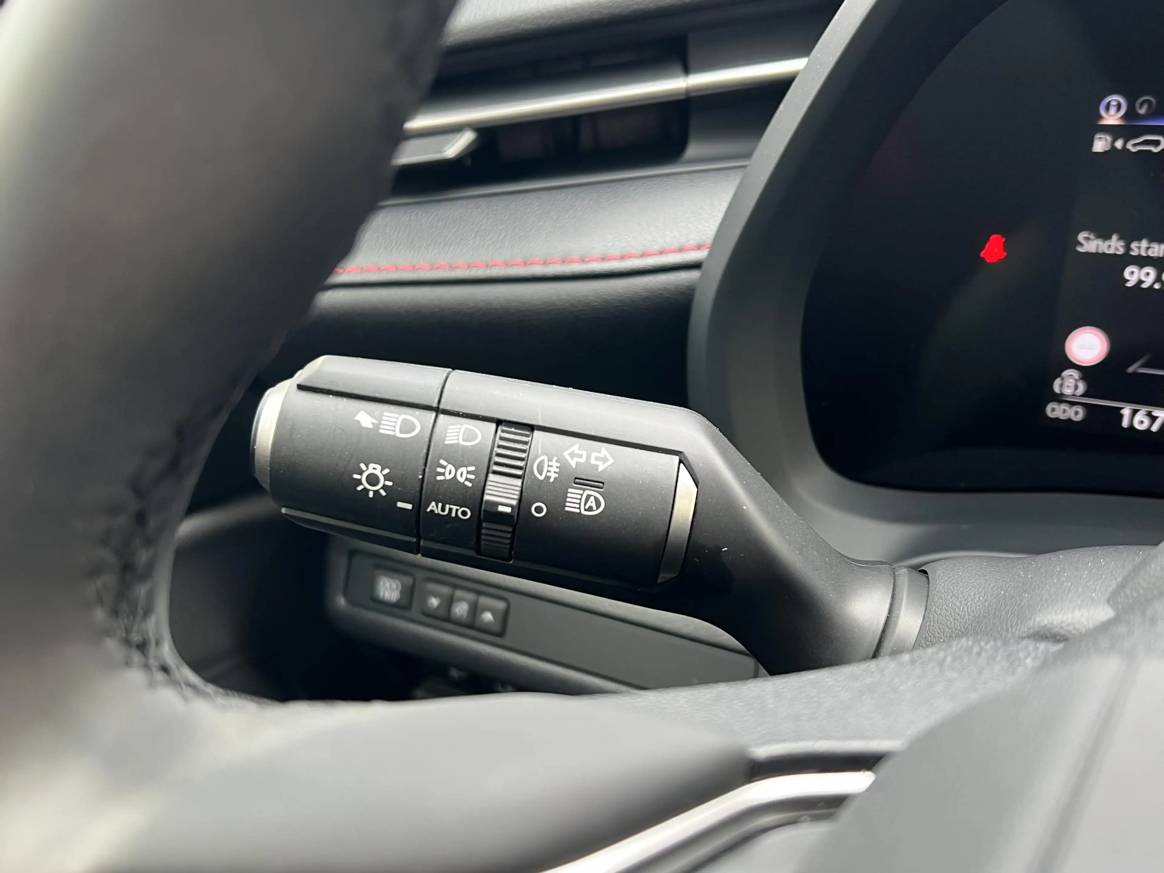 Lexus LBX 1.5 Hybrid Elegant | Stoel + Stuurverwarming, Leer — photo 26