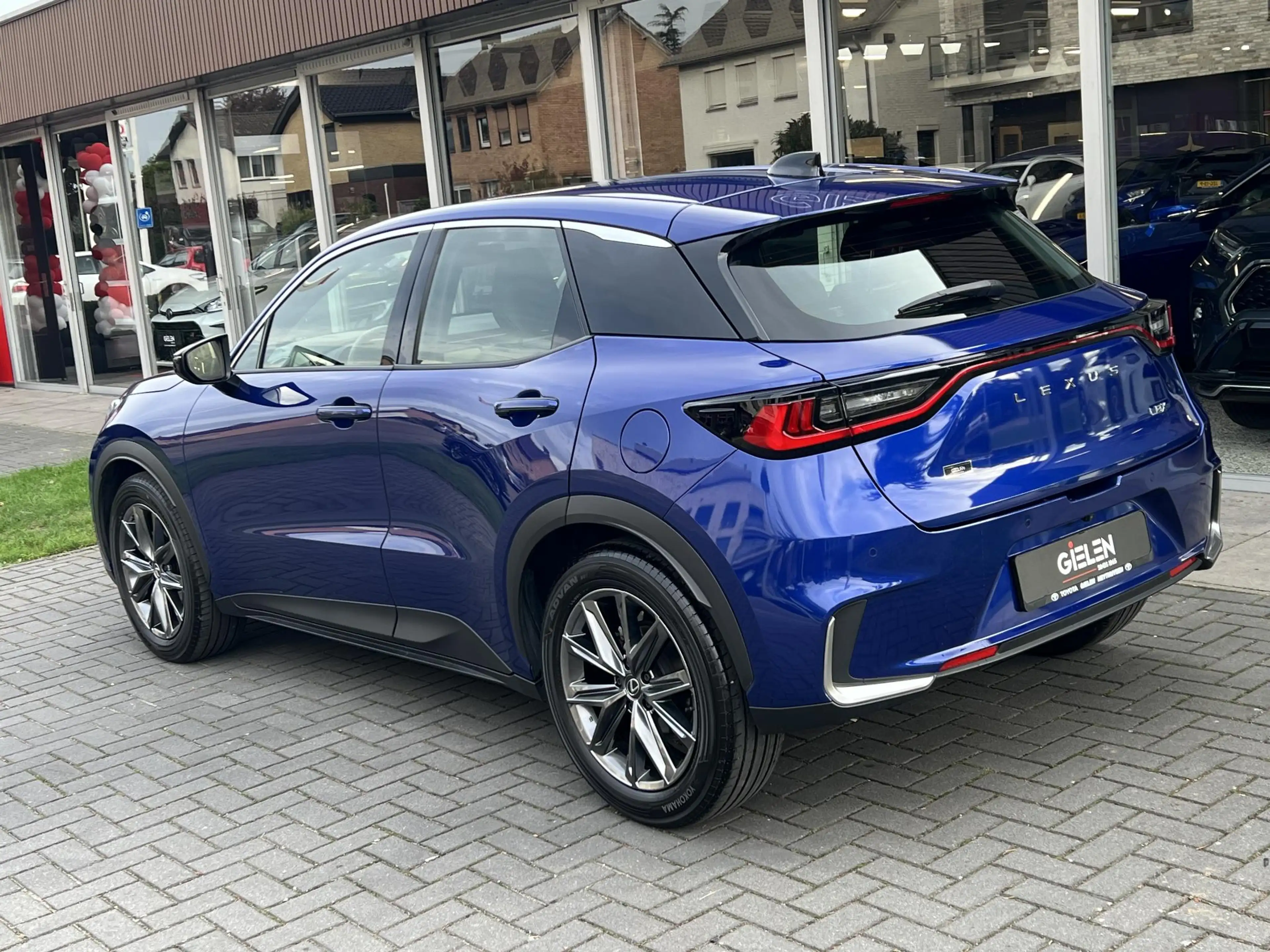 Lexus LBX 1.5 Hybrid Elegant | Stoel + Stuurverwarming, Leer — photo 7