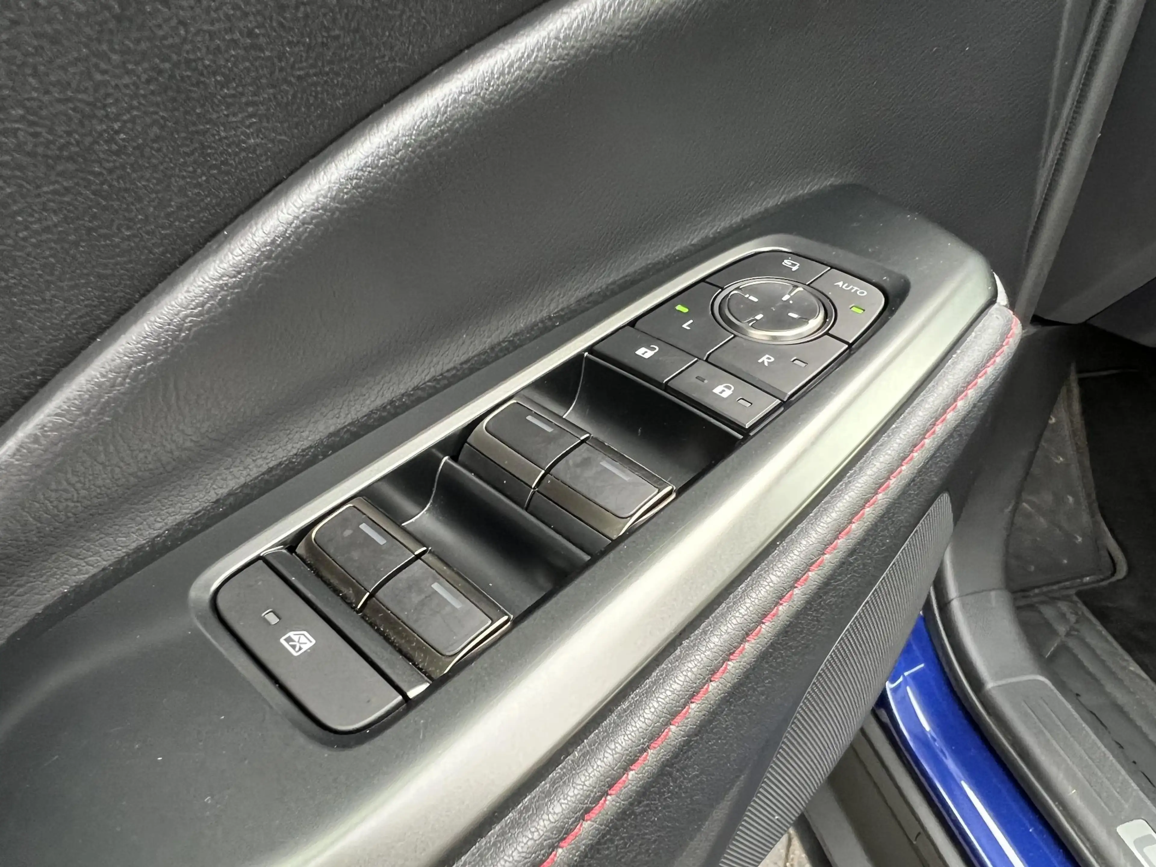 Lexus LBX 1.5 Hybrid Elegant | Stoel + Stuurverwarming, Leer — photo 22