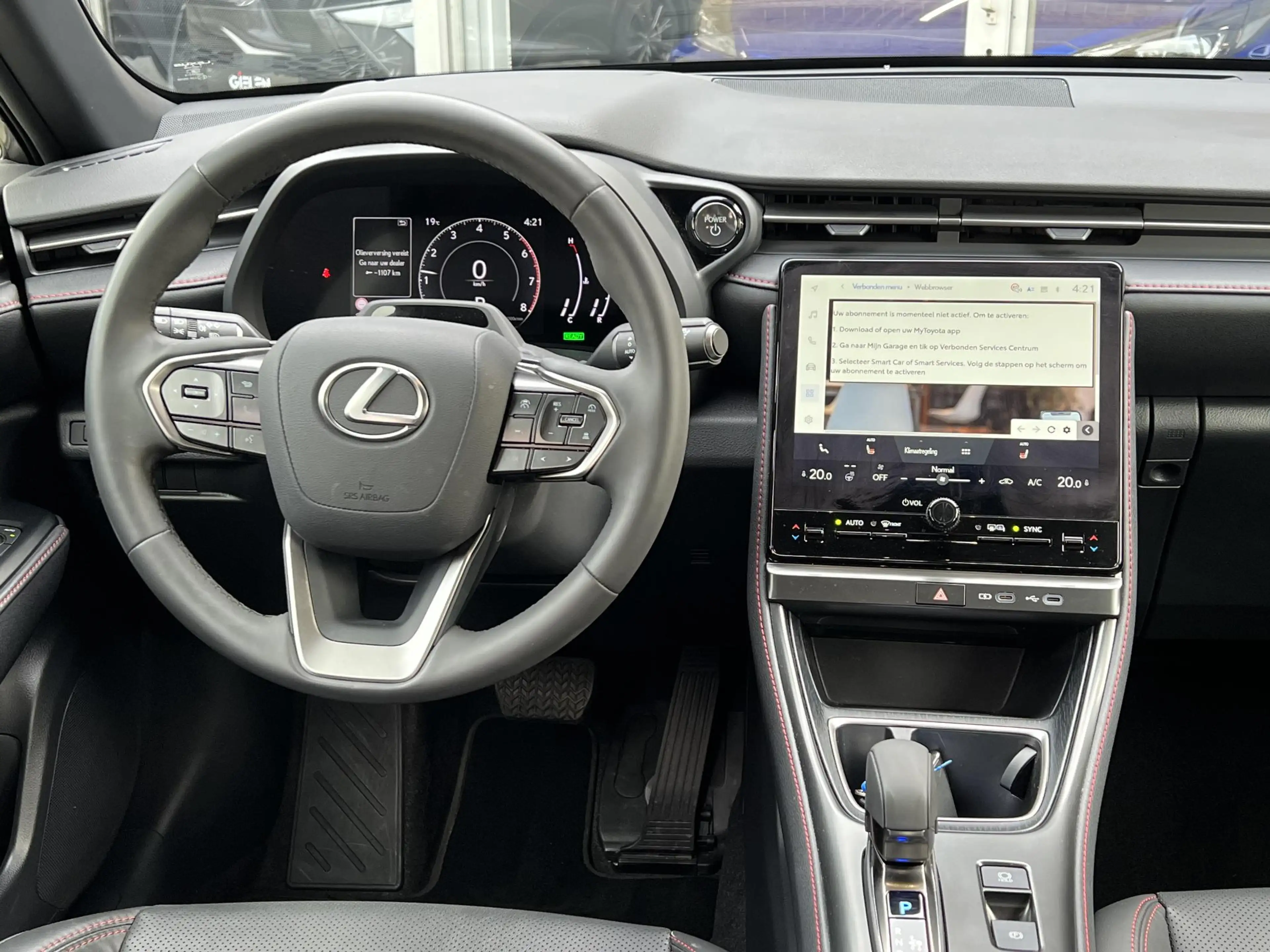 Lexus LBX 1.5 Hybrid Elegant | Stoel + Stuurverwarming, Leer — photo 14