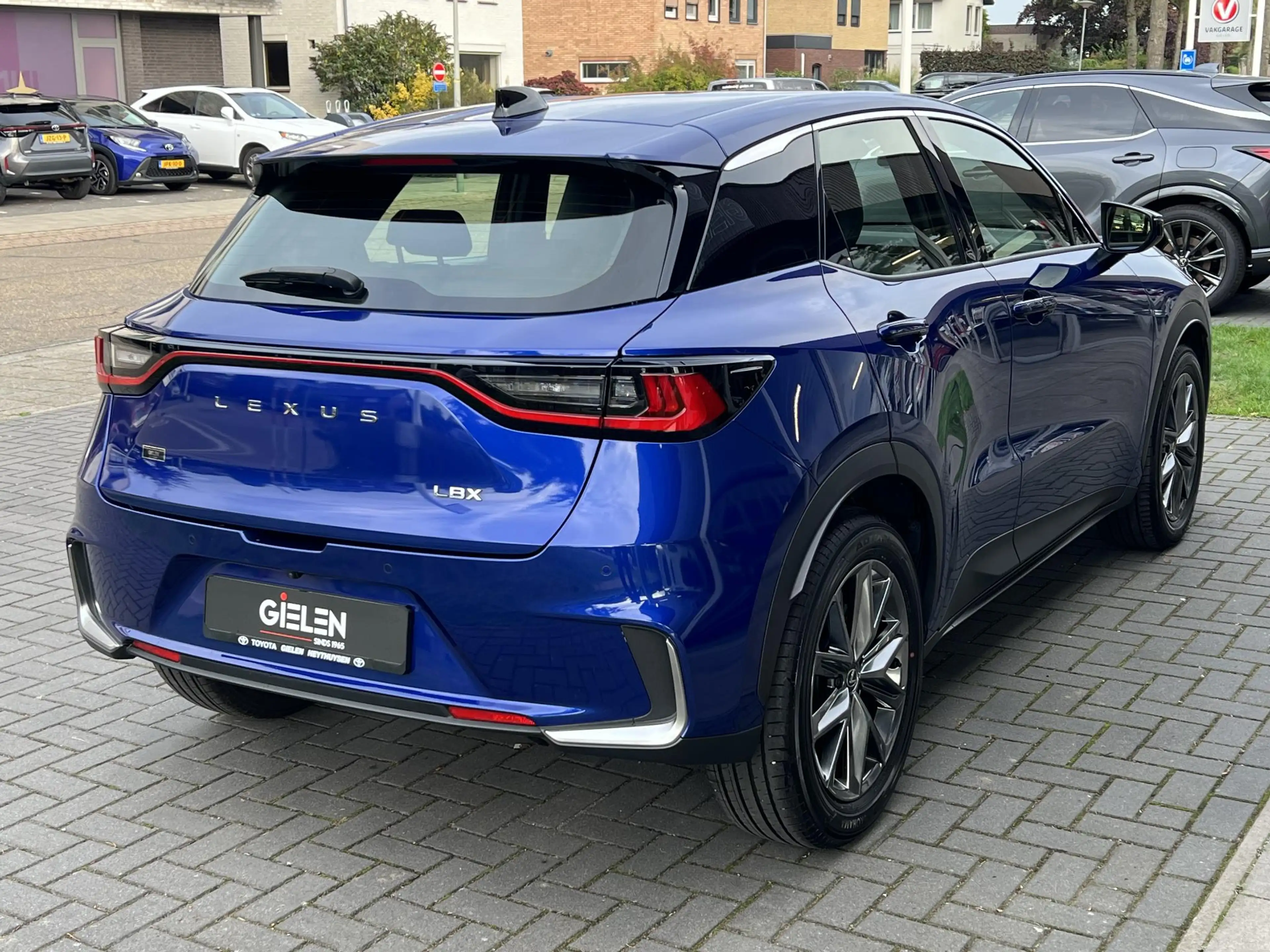 Lexus LBX 1.5 Hybrid Elegant | Stoel + Stuurverwarming, Leer — photo 5