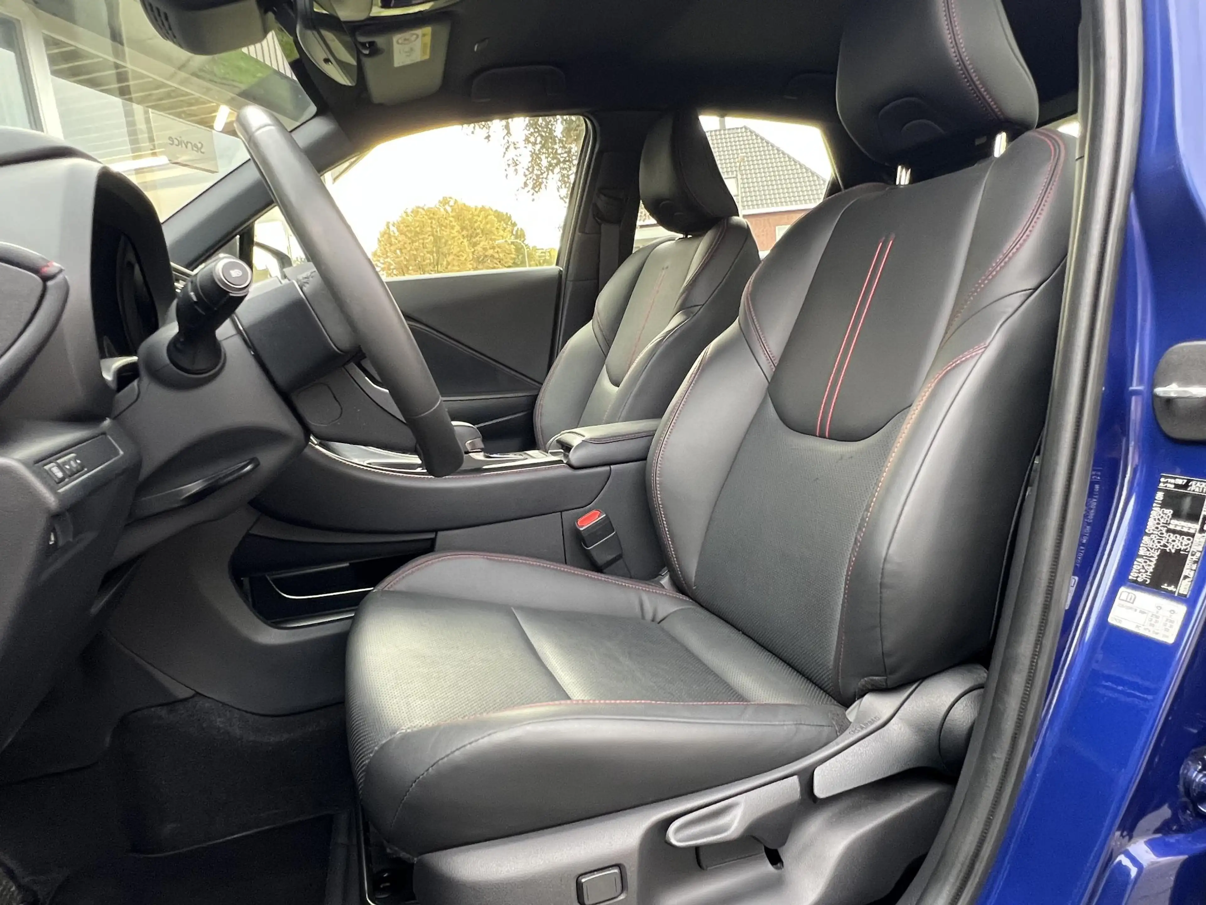 Lexus LBX 1.5 Hybrid Elegant | Stoel + Stuurverwarming, Leer — photo 18