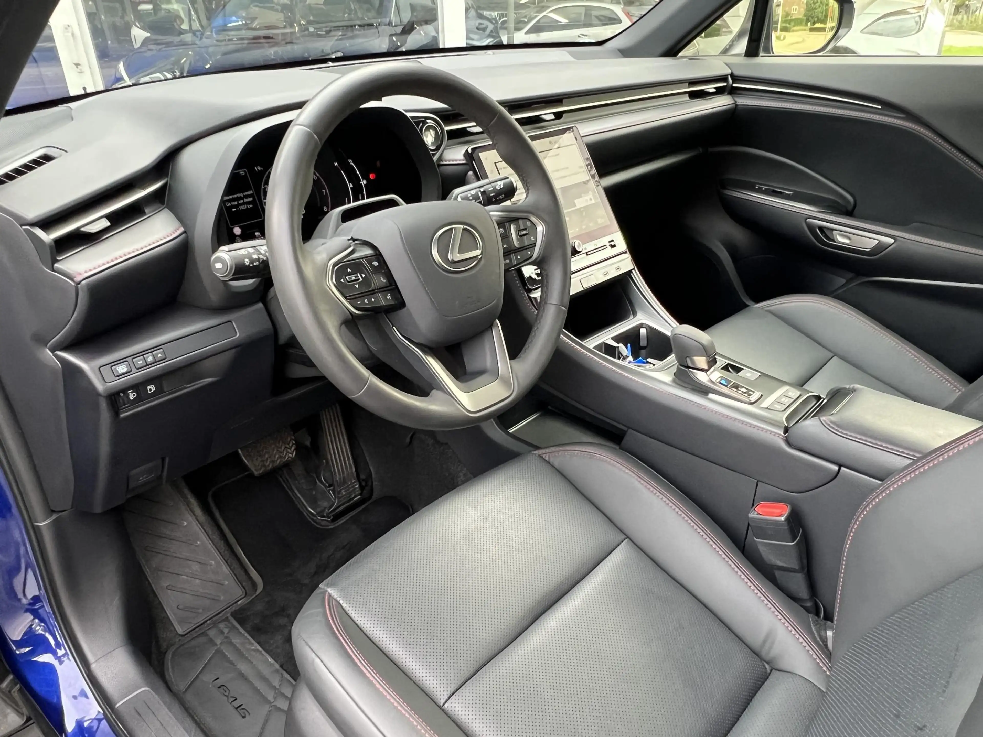 Lexus LBX 1.5 Hybrid Elegant | Stoel + Stuurverwarming, Leer — photo 16