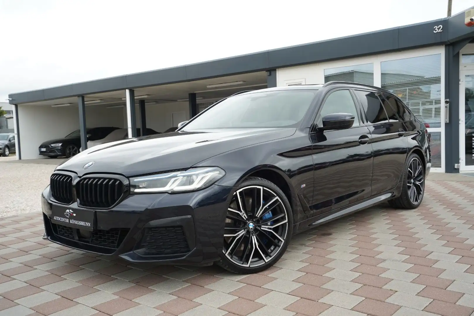 BMW 530 d*M Sport*1Hand*Pano*HUD*Laser*H&K*Kamera*LCI Negro - 1