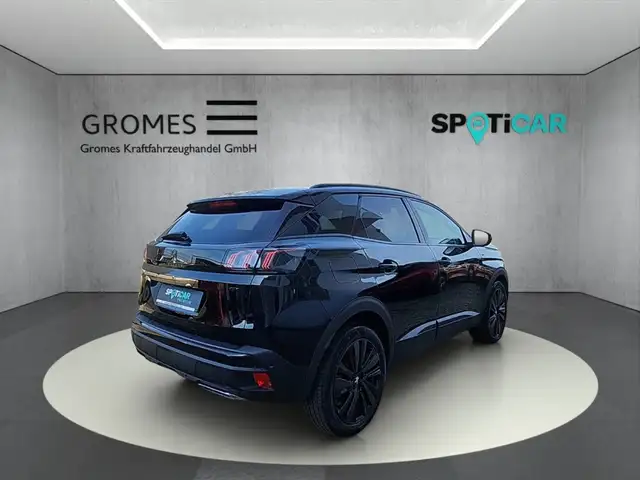 Peugeot 3008 view 3