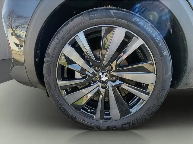 Peugeot 3008 view 11