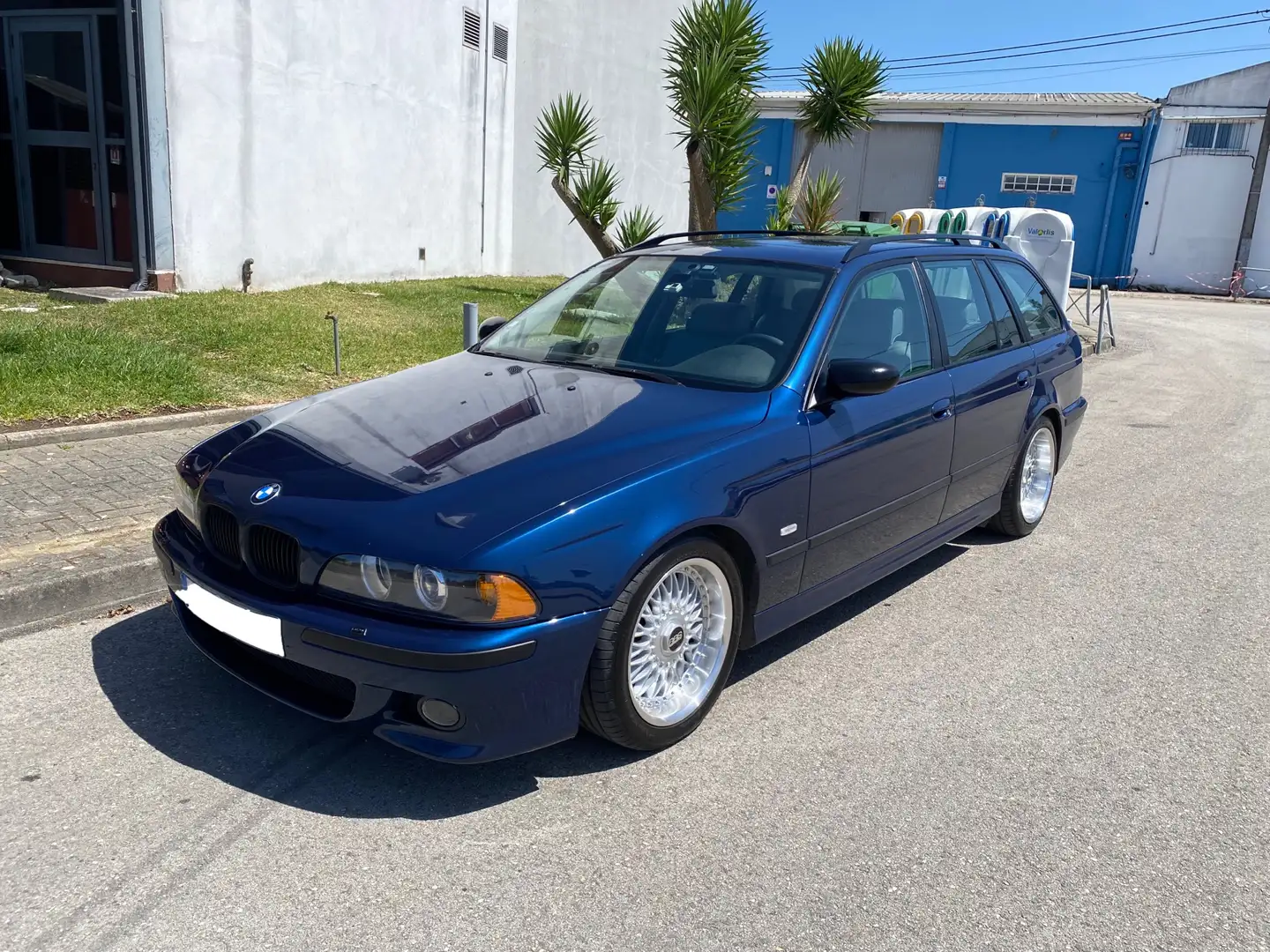 BMW 540 540i touring Bleu - 1