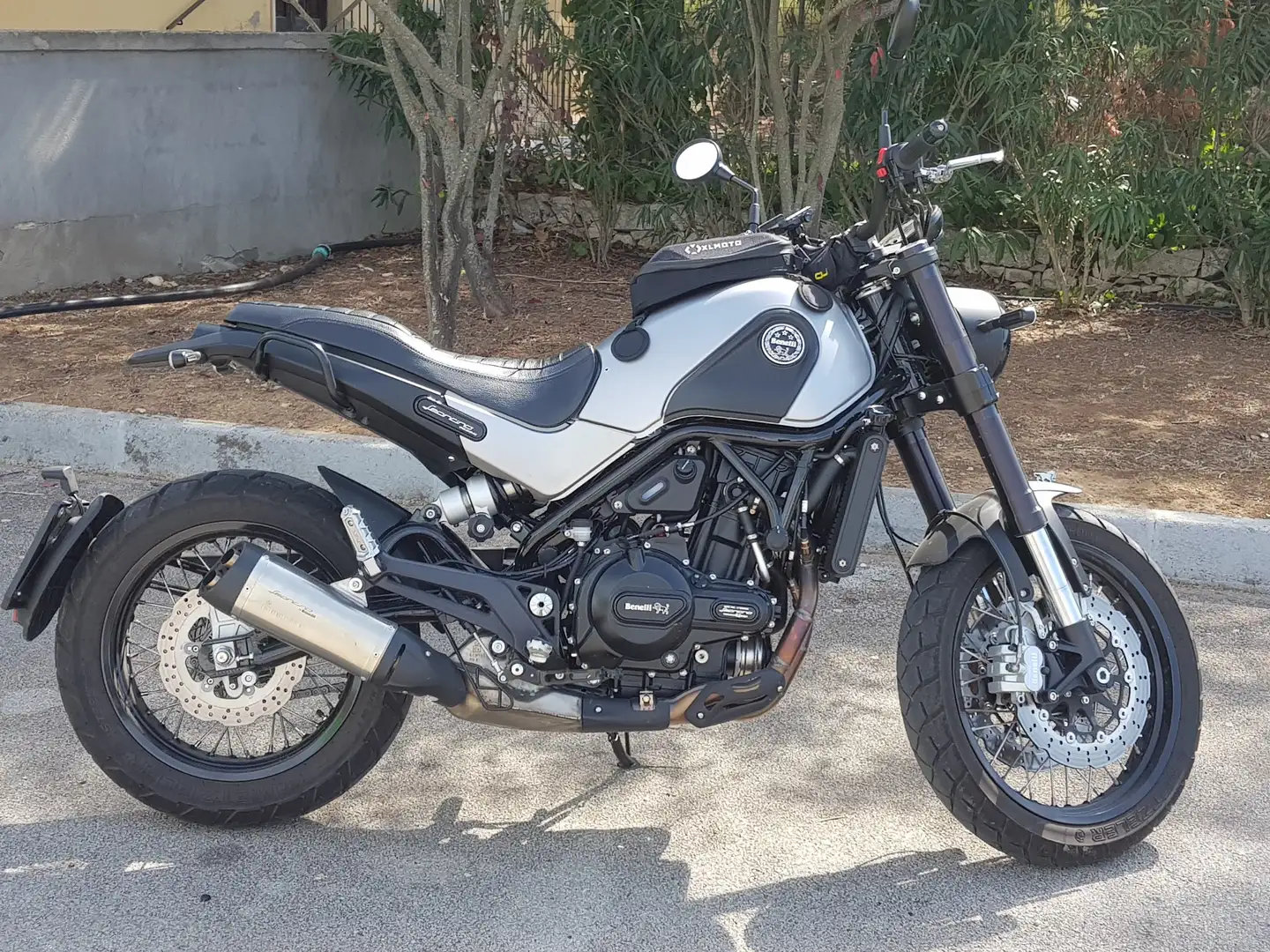 Benelli Leoncino 500 Trail Argintiu - 1