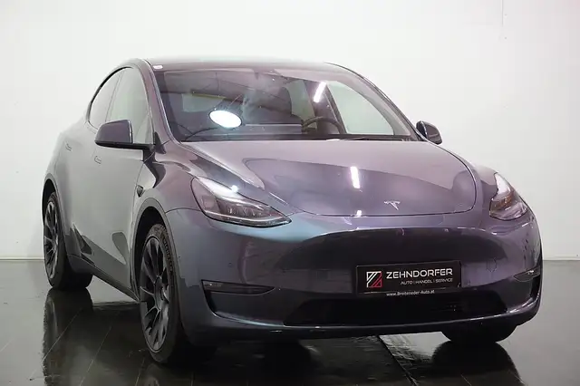 Tesla Model Y Long Range AWD 79kWh / FSD / AHK / 1.Besitz