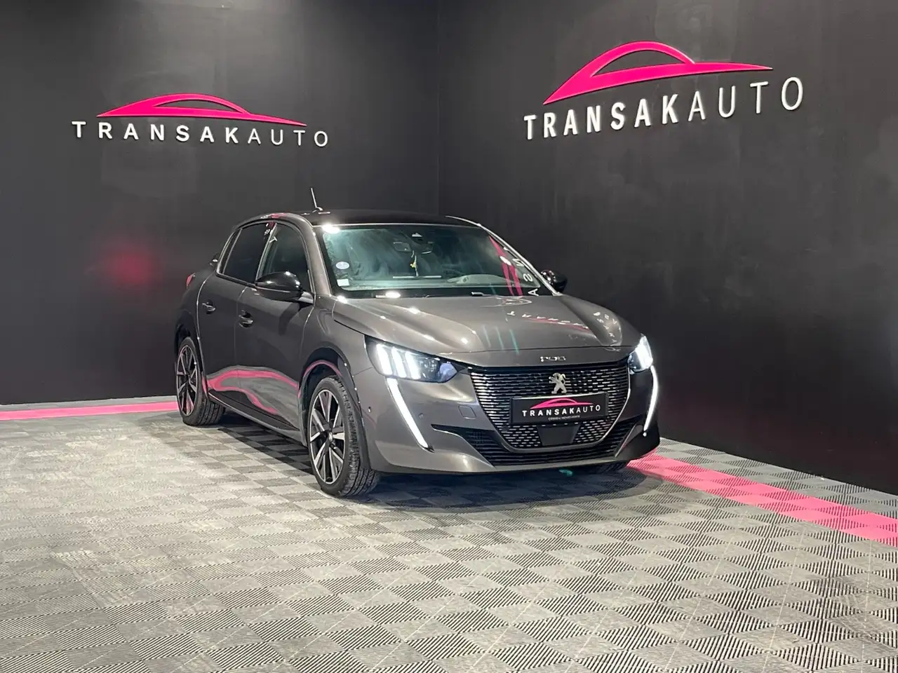 Peugeot 208 PureTech 100 S\\u0026amp;S EAT8 GT Line