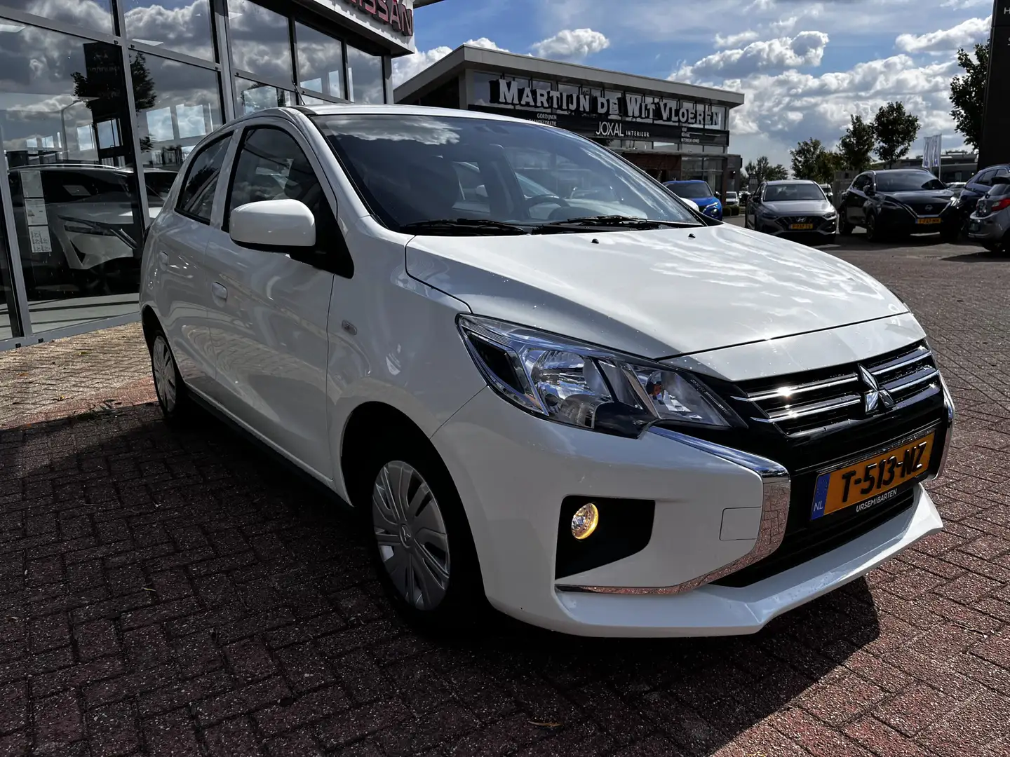 Mitsubishi Space Star 1.2 Connect+ AUB Private Lease € 295,- Wit - 2