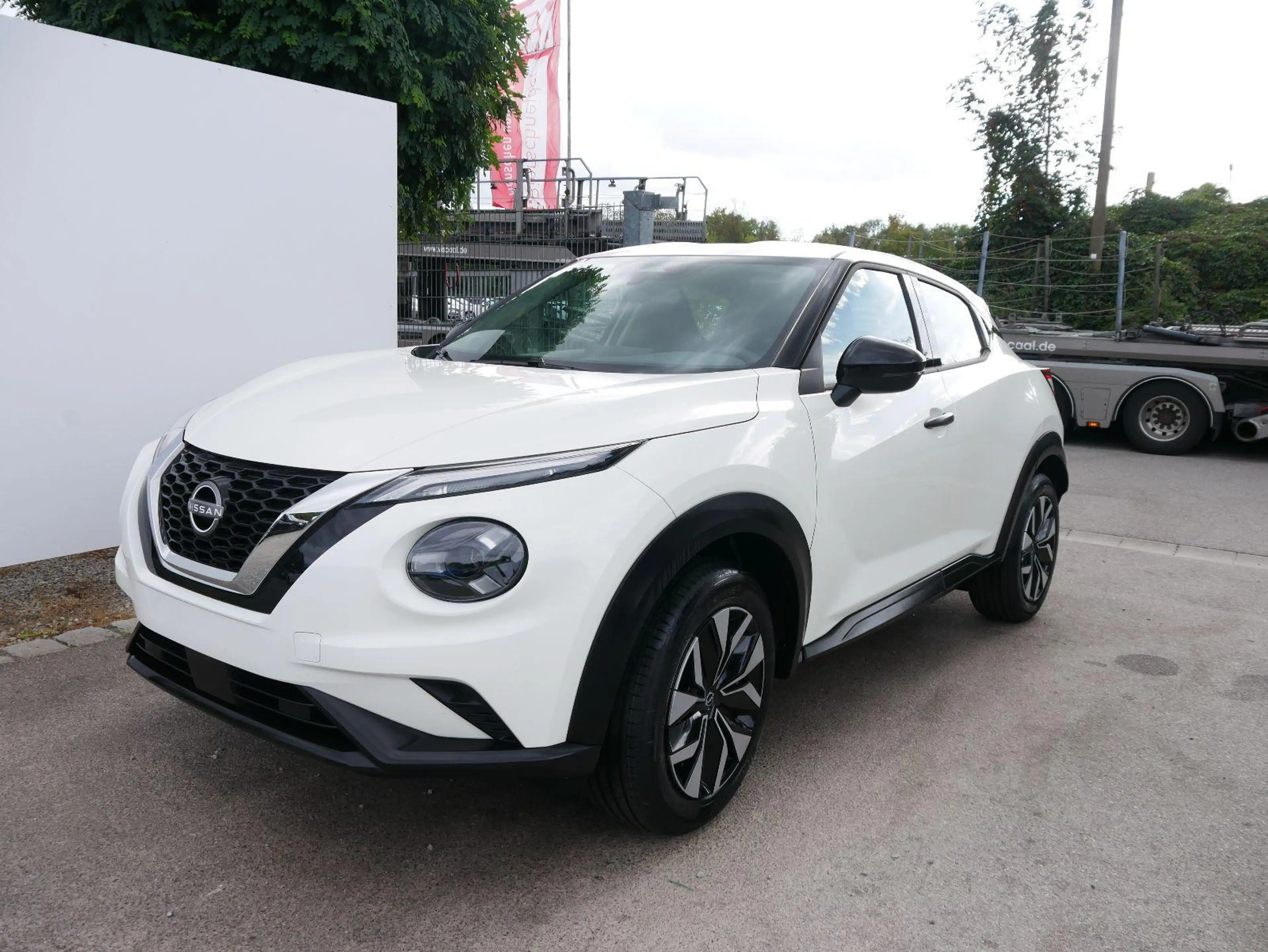 Nissan Juke Acenta 1.0 DIG-T Acenta*NAVI-ÜBER-SMARTLINK*TEM...