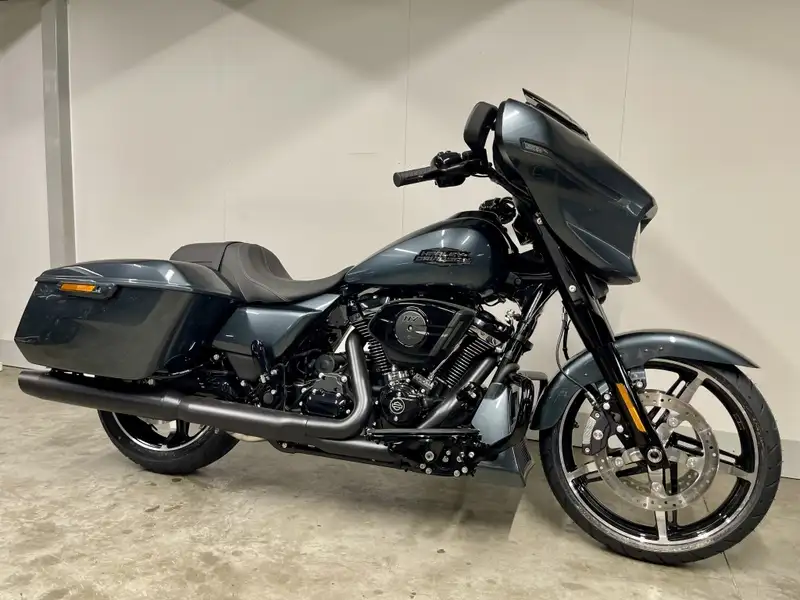 Harley-Davidson Street Glide - foto 6