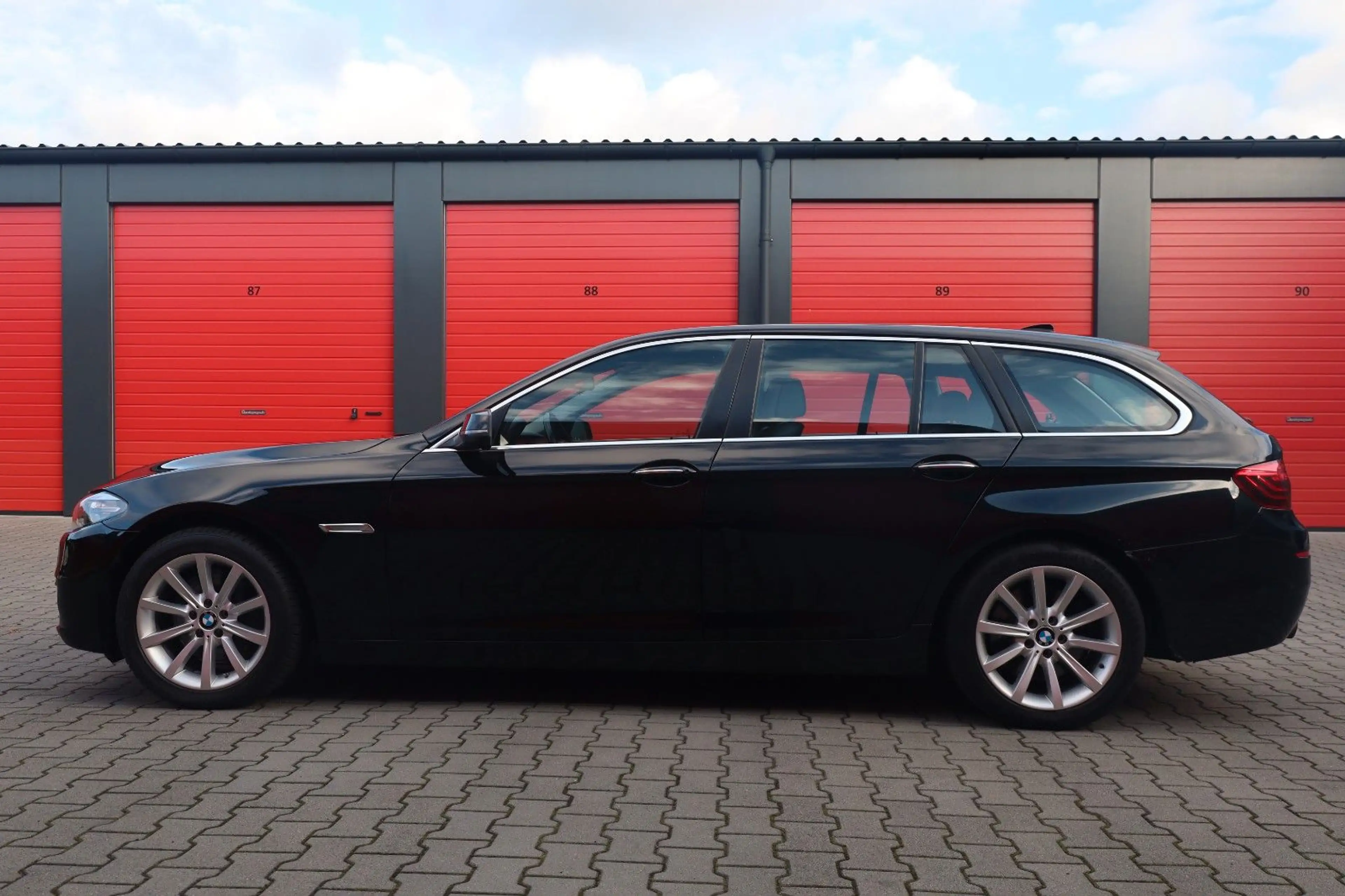 BMW 535 5 Touring 535 d xDrive Kamera AHK — photo 4