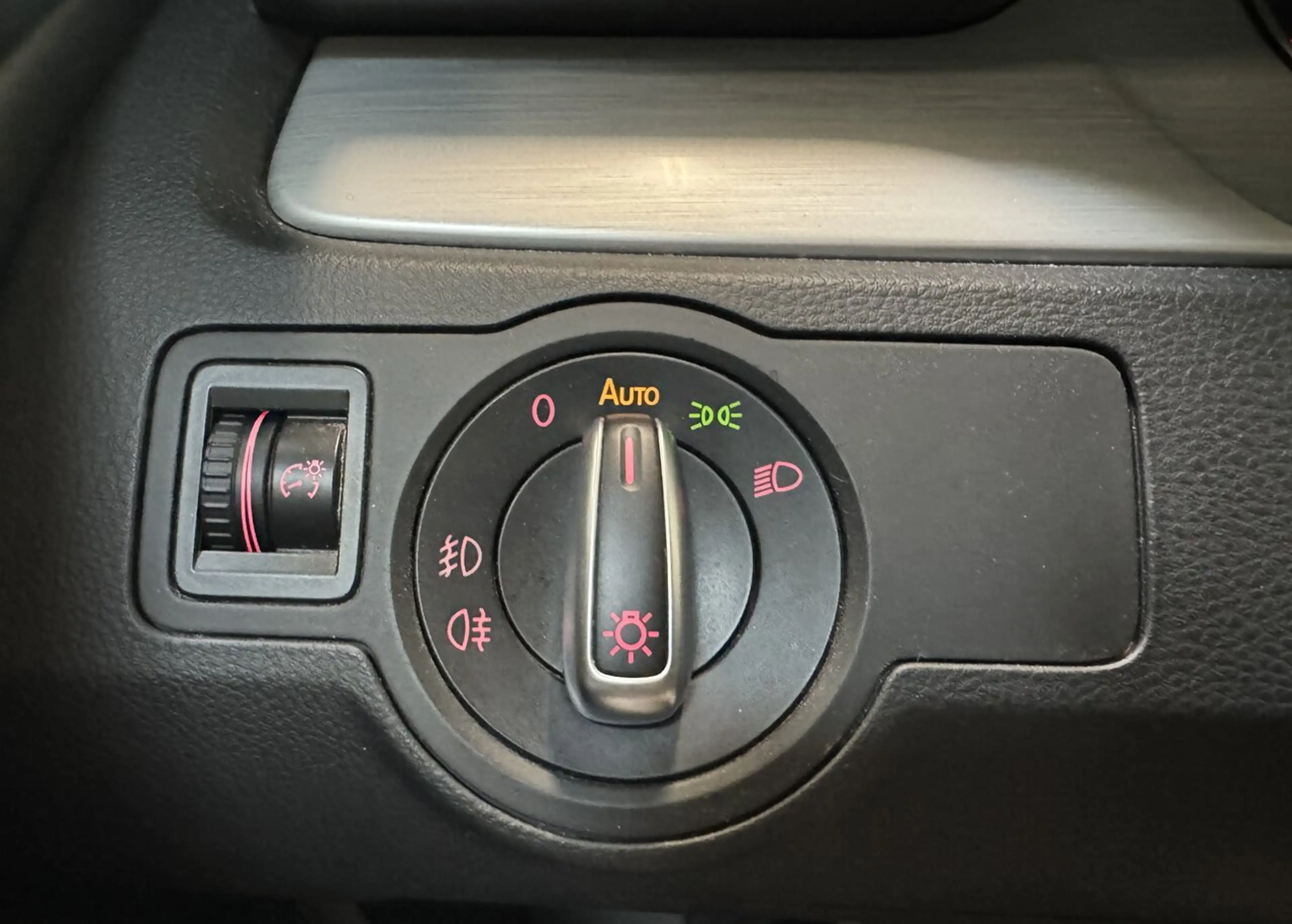 Volkswagen Passat CC R-Line 2.0D Man. - Airco - GPS - Goede Staat! — photo 20