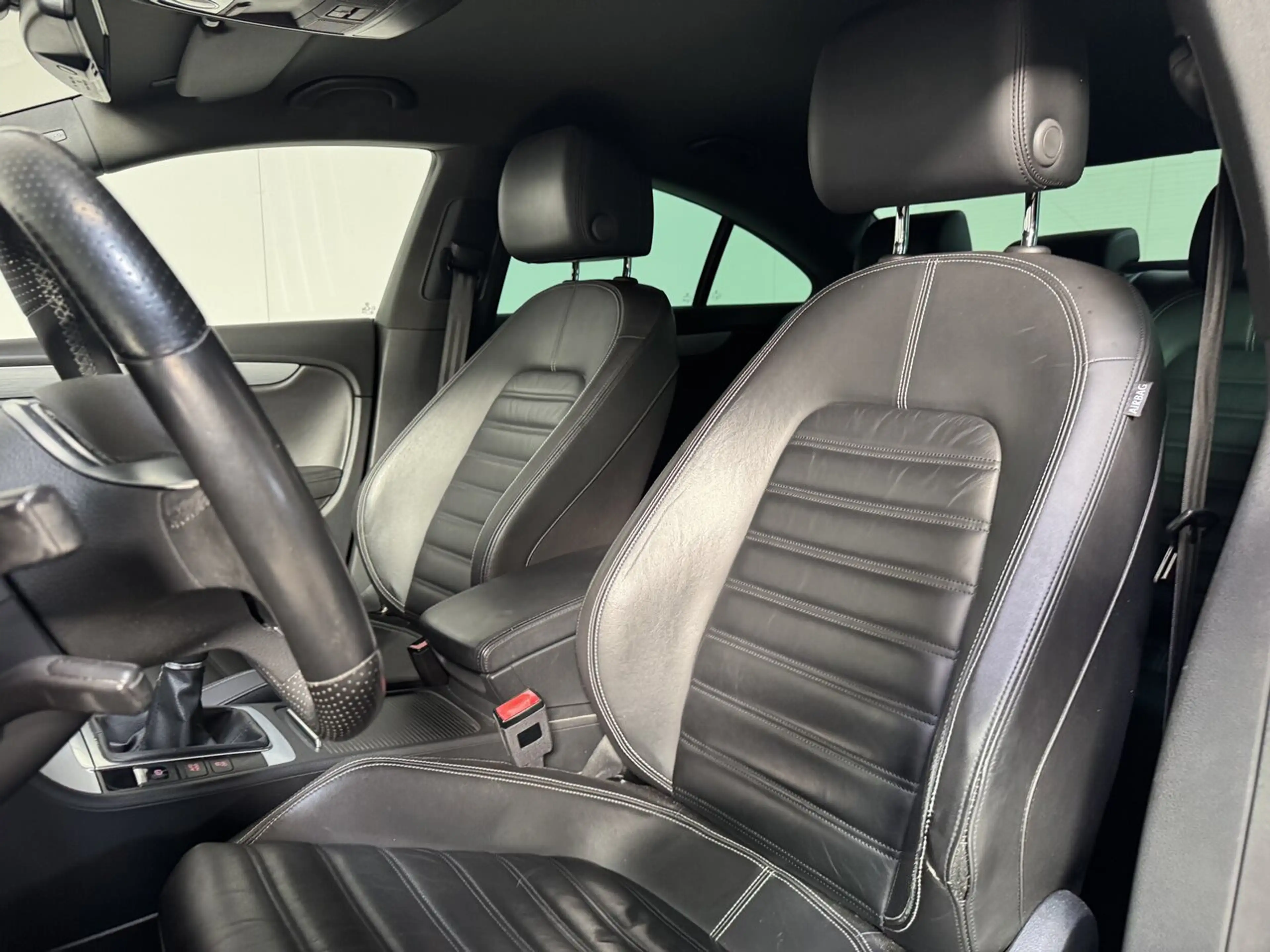 Volkswagen Passat CC R-Line 2.0D Man. - Airco - GPS - Goede Staat! — photo 17