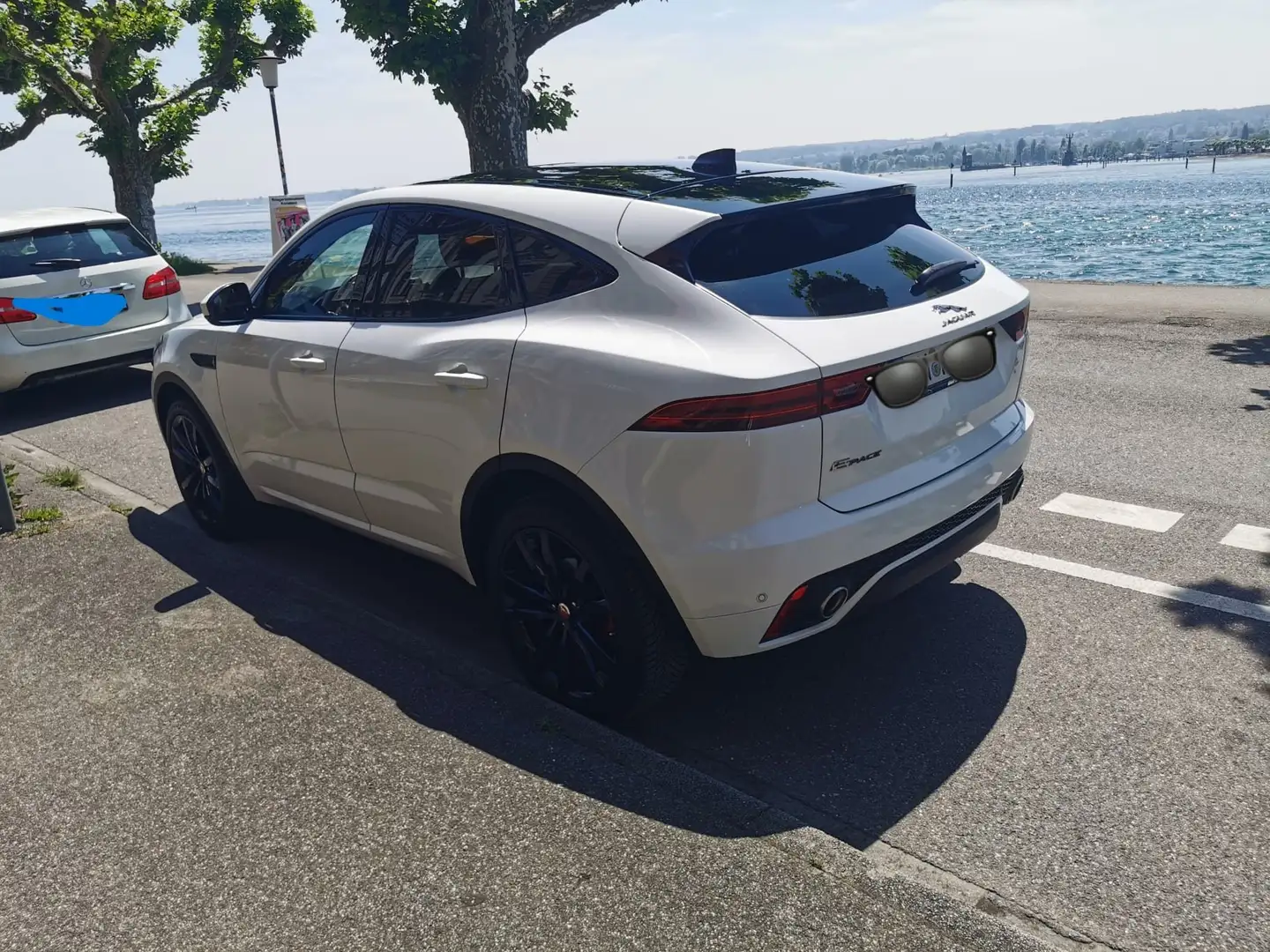 Jaguar E-Pace E-Pace D180 AWD R dynamic Weiß - 2
