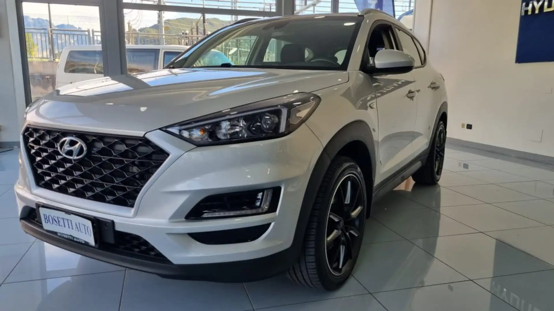 Hyundai TUCSON 1.6 CRDi XPrime Argento - 1