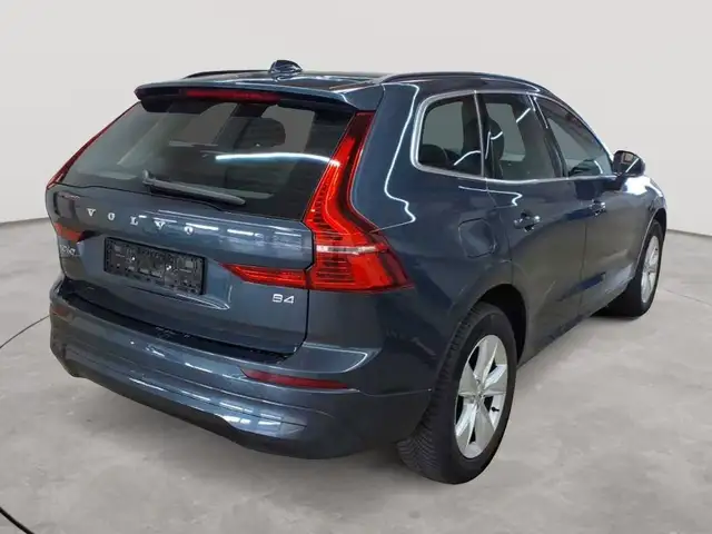 Volvo XC60 view 4