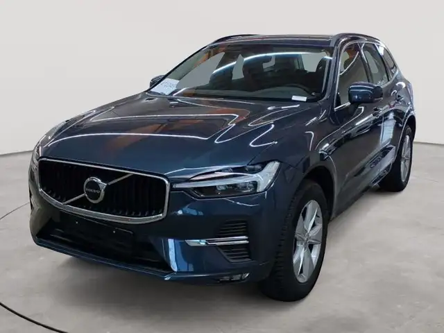Volvo XC60 view 2