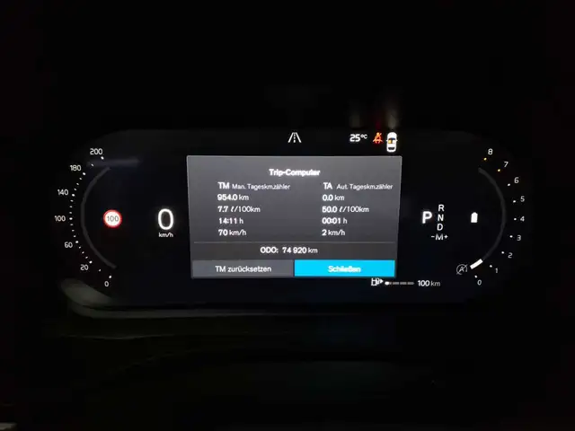 Volvo XC60 view 11