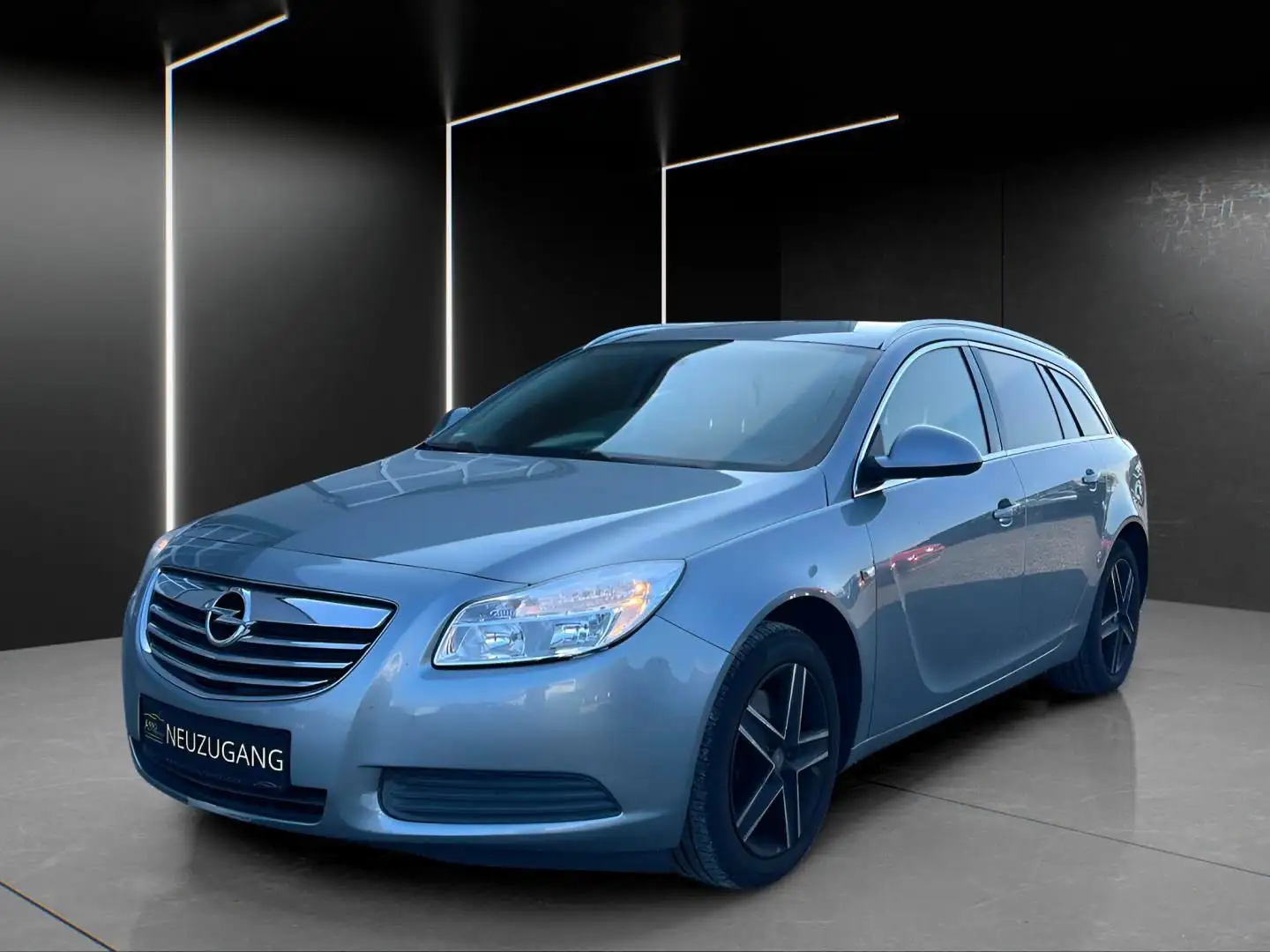 Opel Insignia A Sports Tourer 2.0 TDCI *AUTOMATIK*AHK Silber - 2
