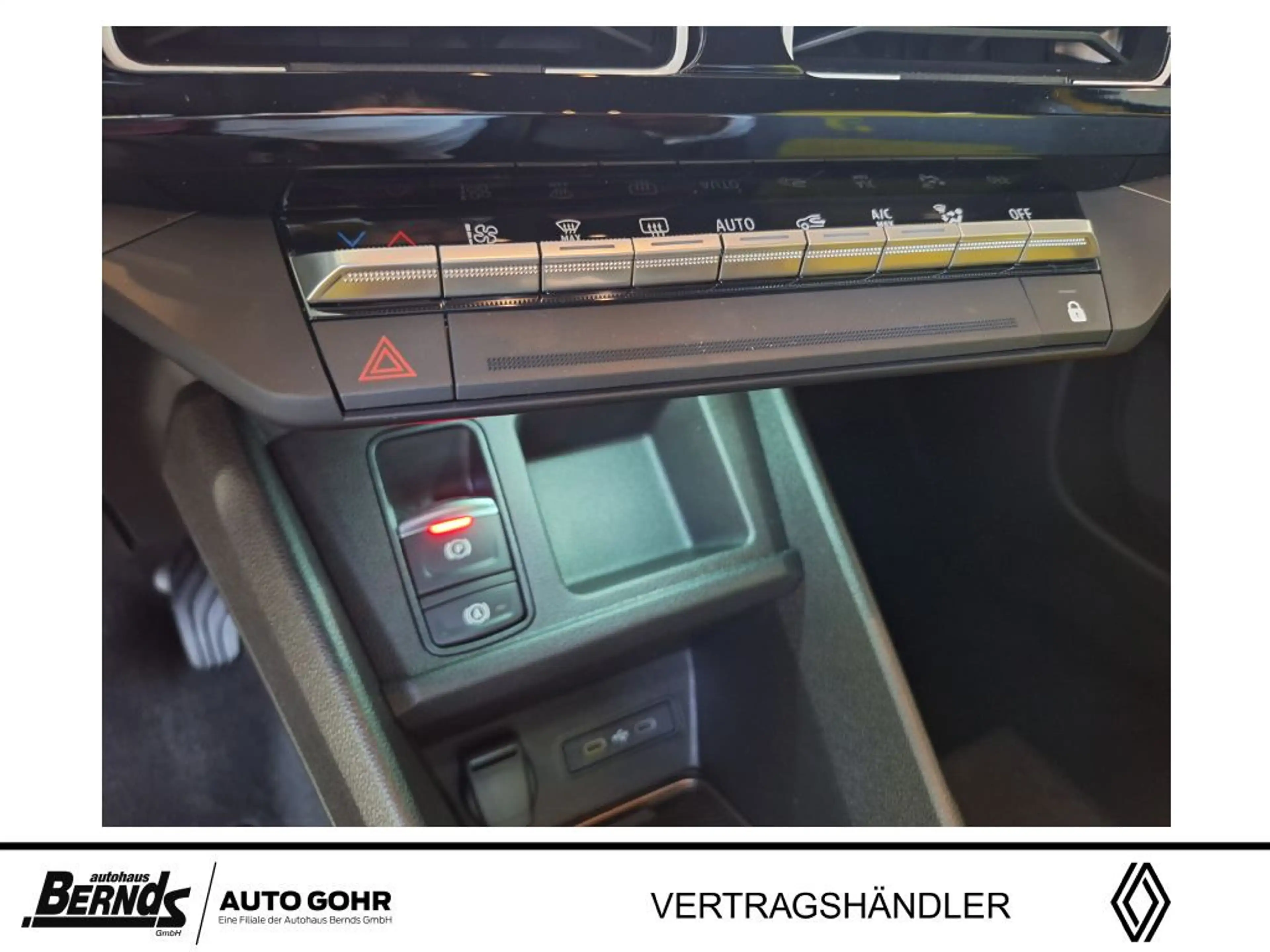 Renault R 5 E-Tech Iconic Five 150 Comfort Range GJR Harman Ka — photo 10
