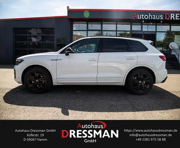 Volkswagen Touareg view 7
