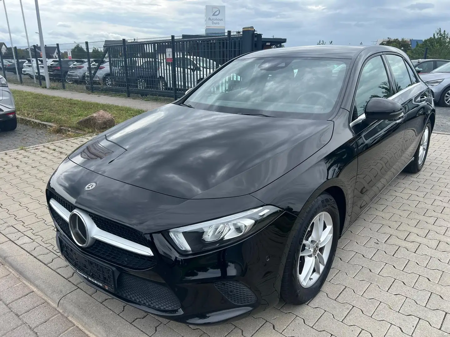 Mercedes-Benz A 180 Style Aut. Navi+Leder+Led+Kamera+Shz+Pdc Noir - 2
