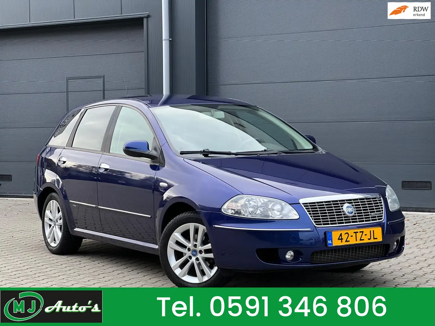 Fiat Croma 2.2-16V EMOTION AUTOMAAT NAVI CLIMA Blau - 1