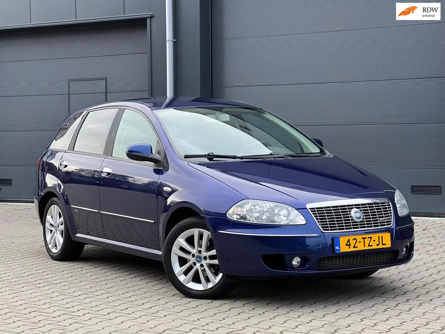 Fiat Croma 2.2-16V Emotion|Automaat|Navi|Clima|Lmv Azul - 1