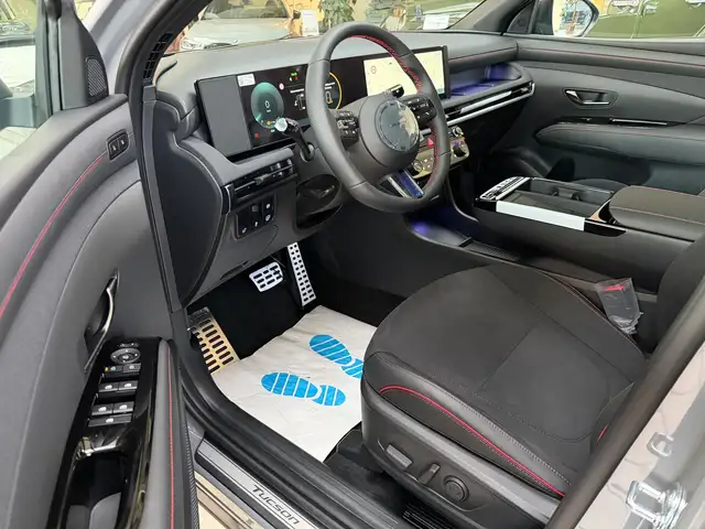 Hyundai Tucson view 12