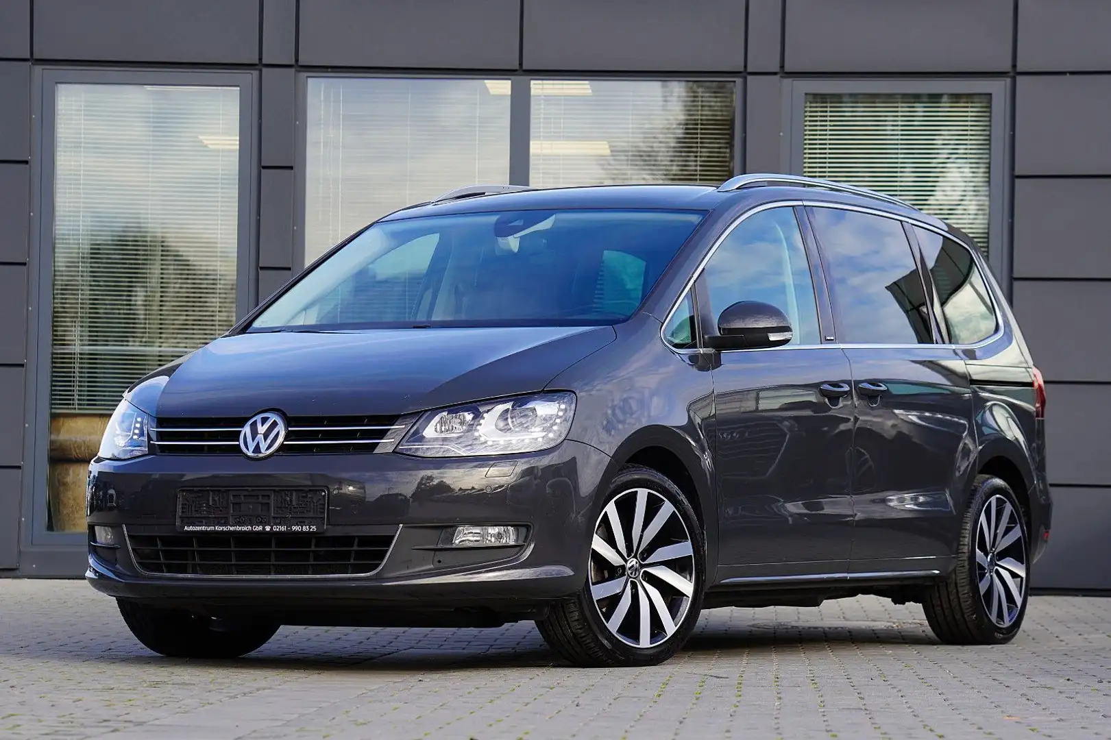 Volkswagen Sharan Comfortline 4Motion MIT 2 JAHREN GARANTIE Gris - 1