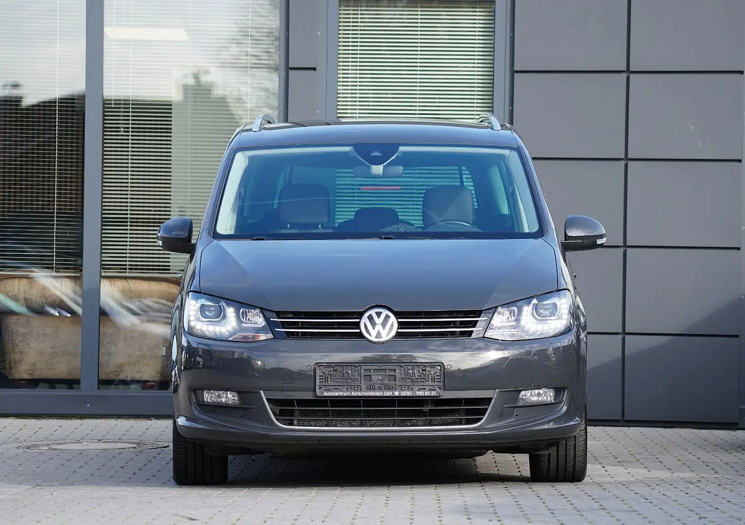 Volkswagen Sharan Comfortline 4Motion MIT 2 JAHREN GARANTIE Gris - 2
