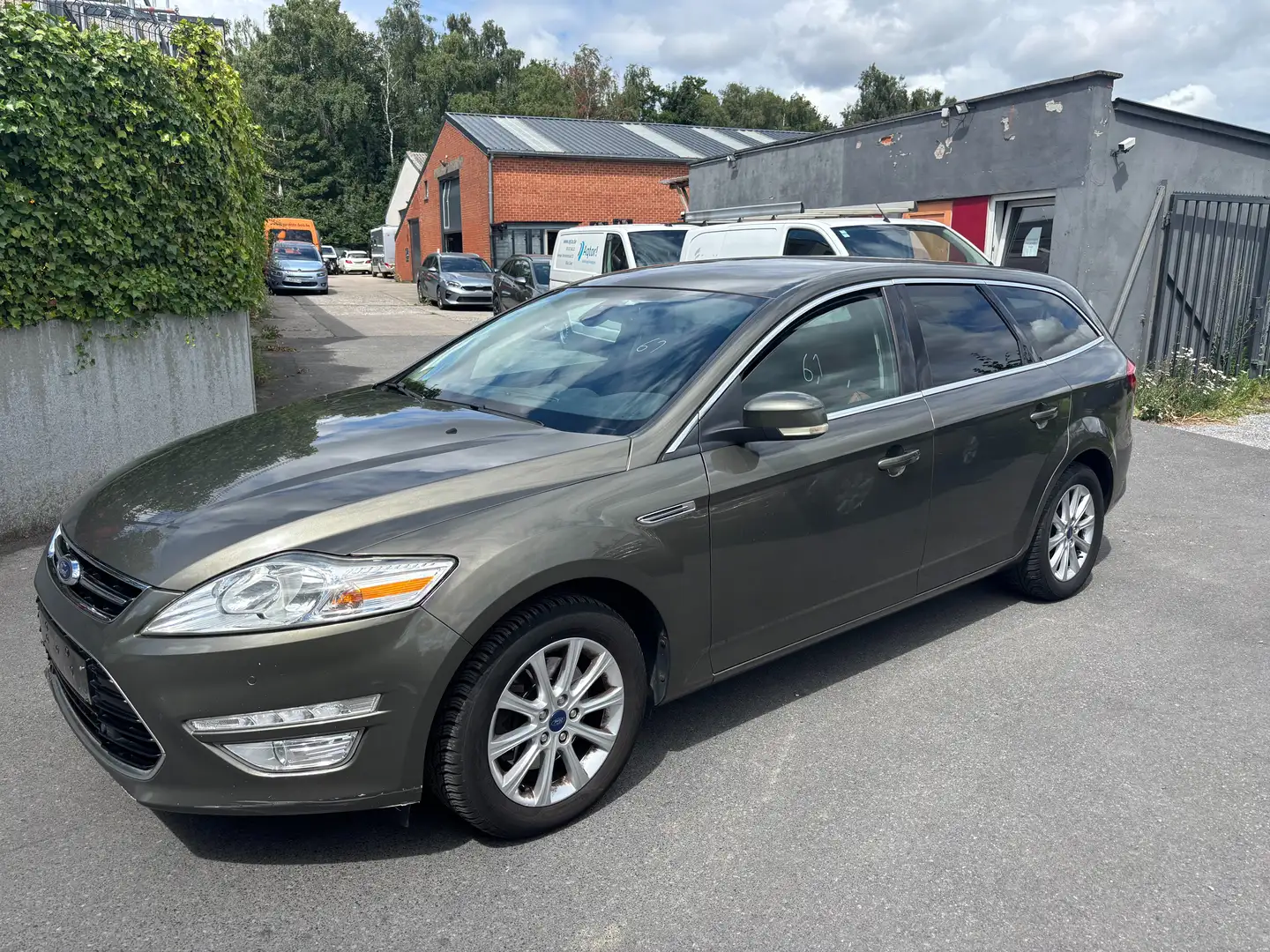 Ford Mondeo Mondeo 2.0 TDCi Gris - 2