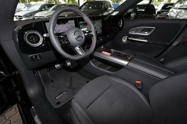 Mercedes-Benz CLA view 9