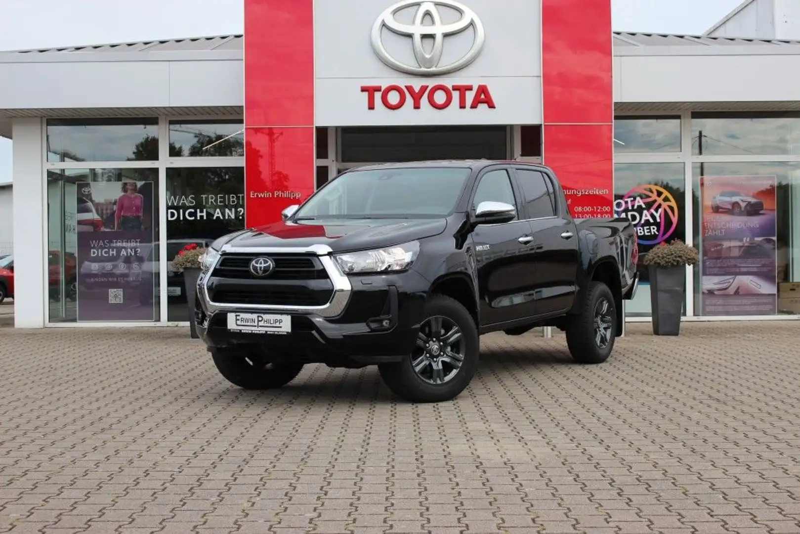 Toyota Hilux 4x4 Double Cab Automatik Comfort Negro - 1