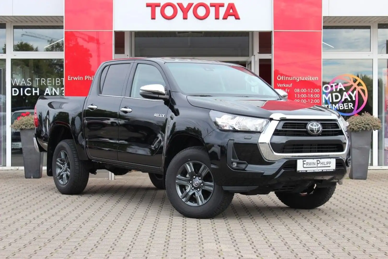 Toyota Hilux 4x4 Double Cab Automatik Comfort Negro - 2