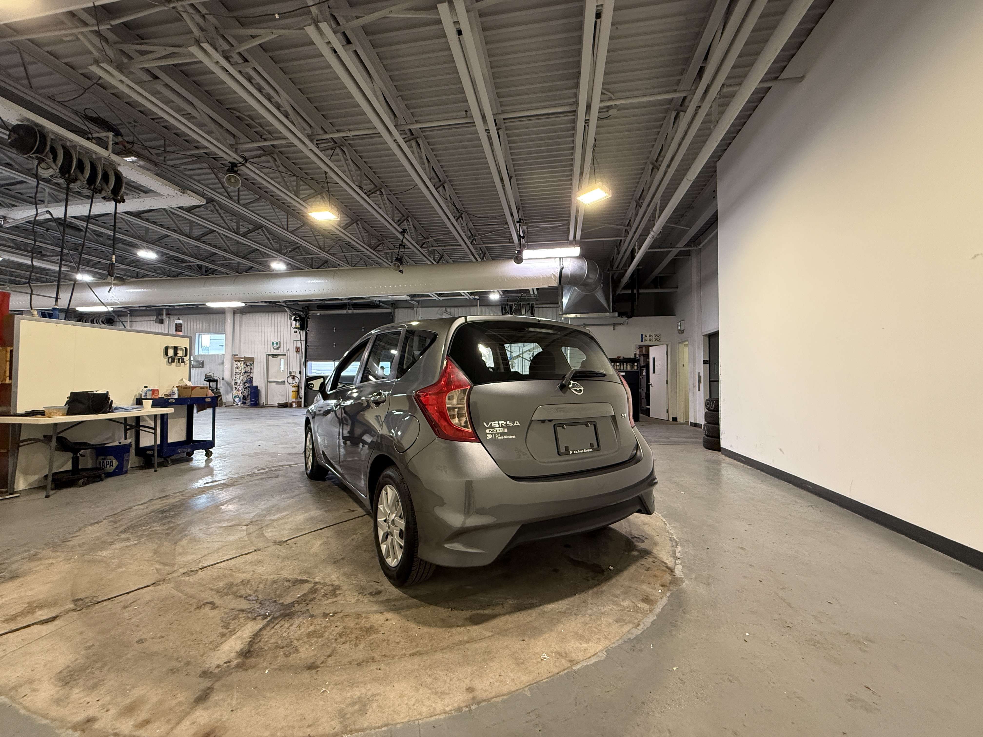 2019 Nissan Versa SV — снимка 1
