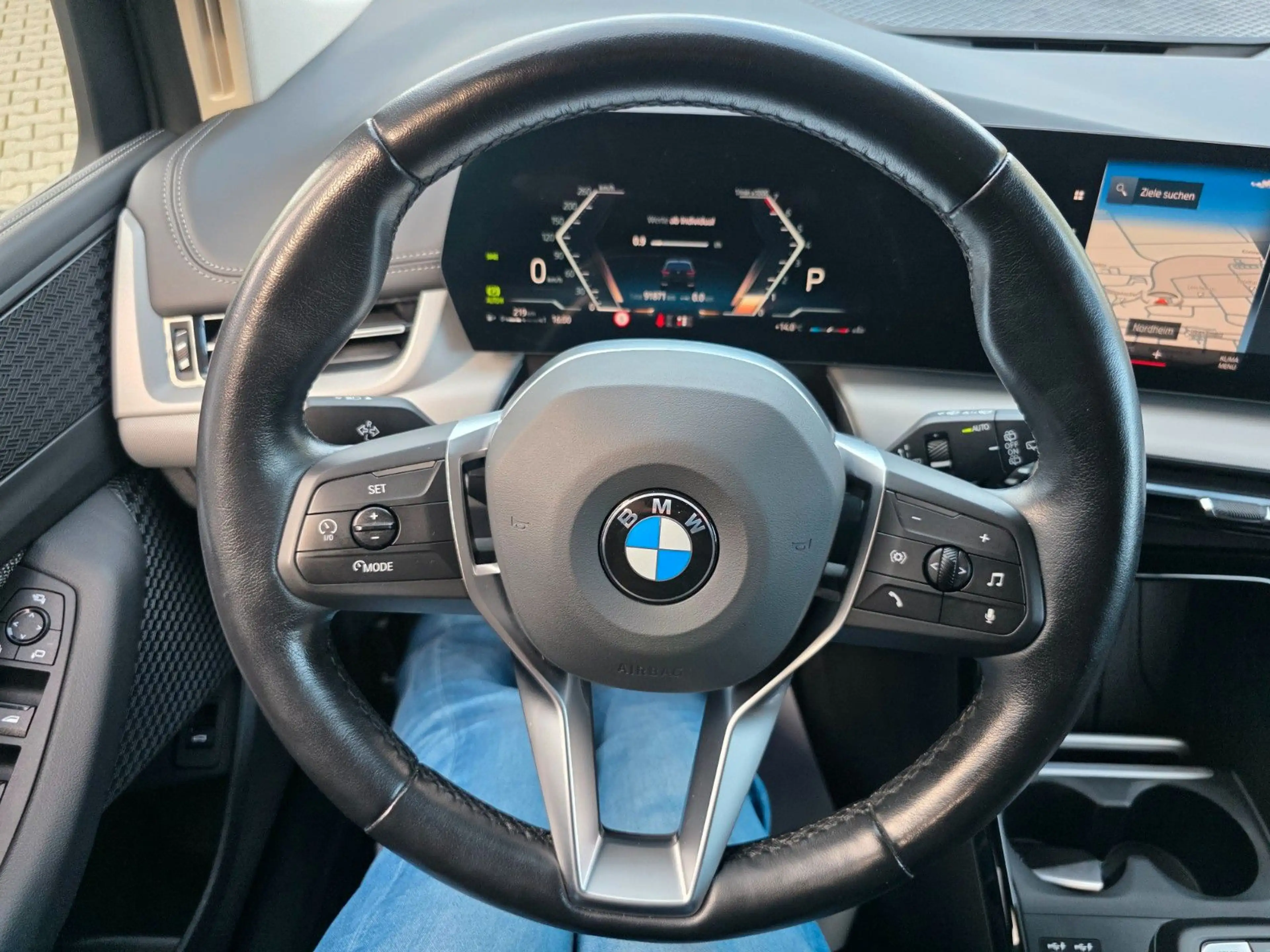 BMW 220 220 i Active Tourer Automatik/Navi/LED — photo 13