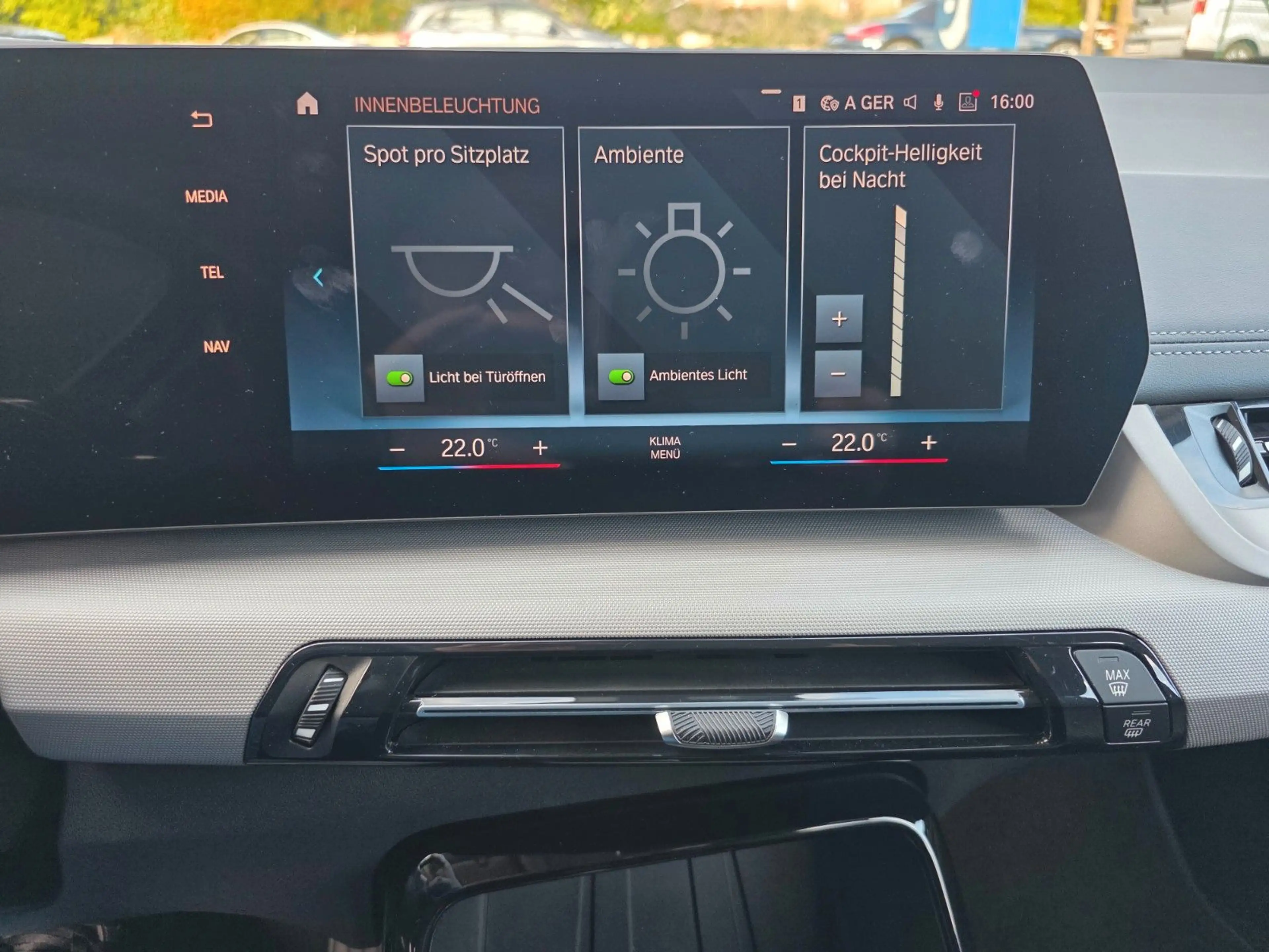 BMW 220 220 i Active Tourer Automatik/Navi/LED — photo 17