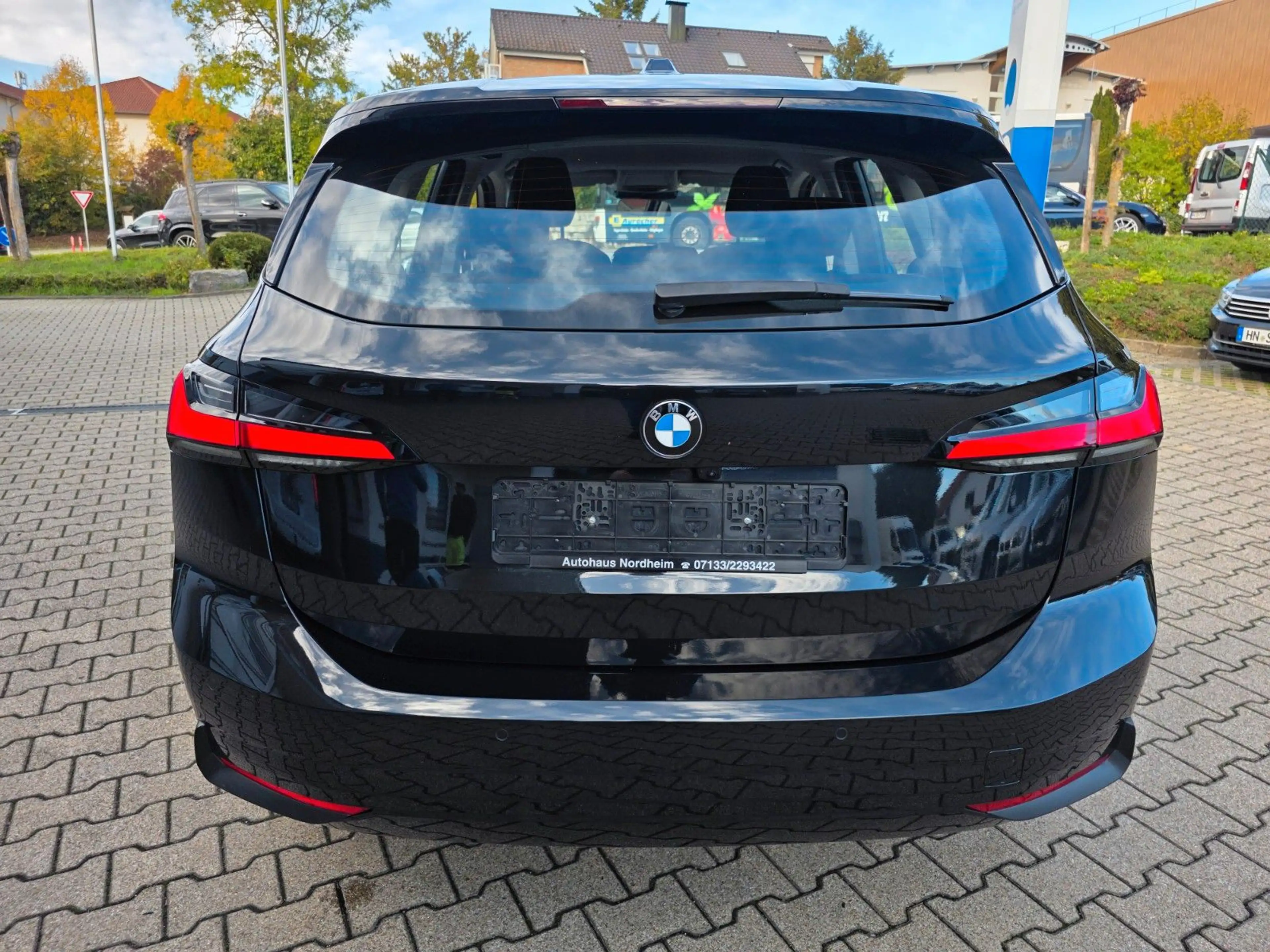 BMW 220 220 i Active Tourer Automatik/Navi/LED — photo 10