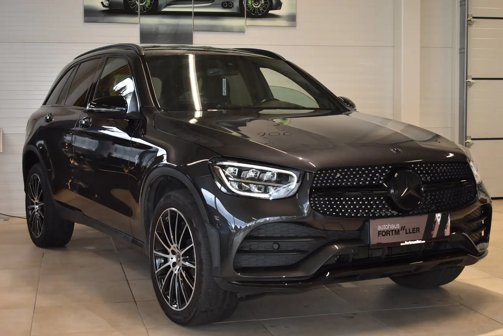 Mercedes-Benz GLC 300 de //AMG Sport //Night Grau - 1