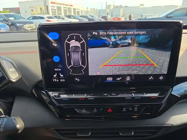 Volkswagen Id.4 view 17