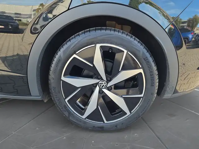 Volkswagen Id.4 view 15