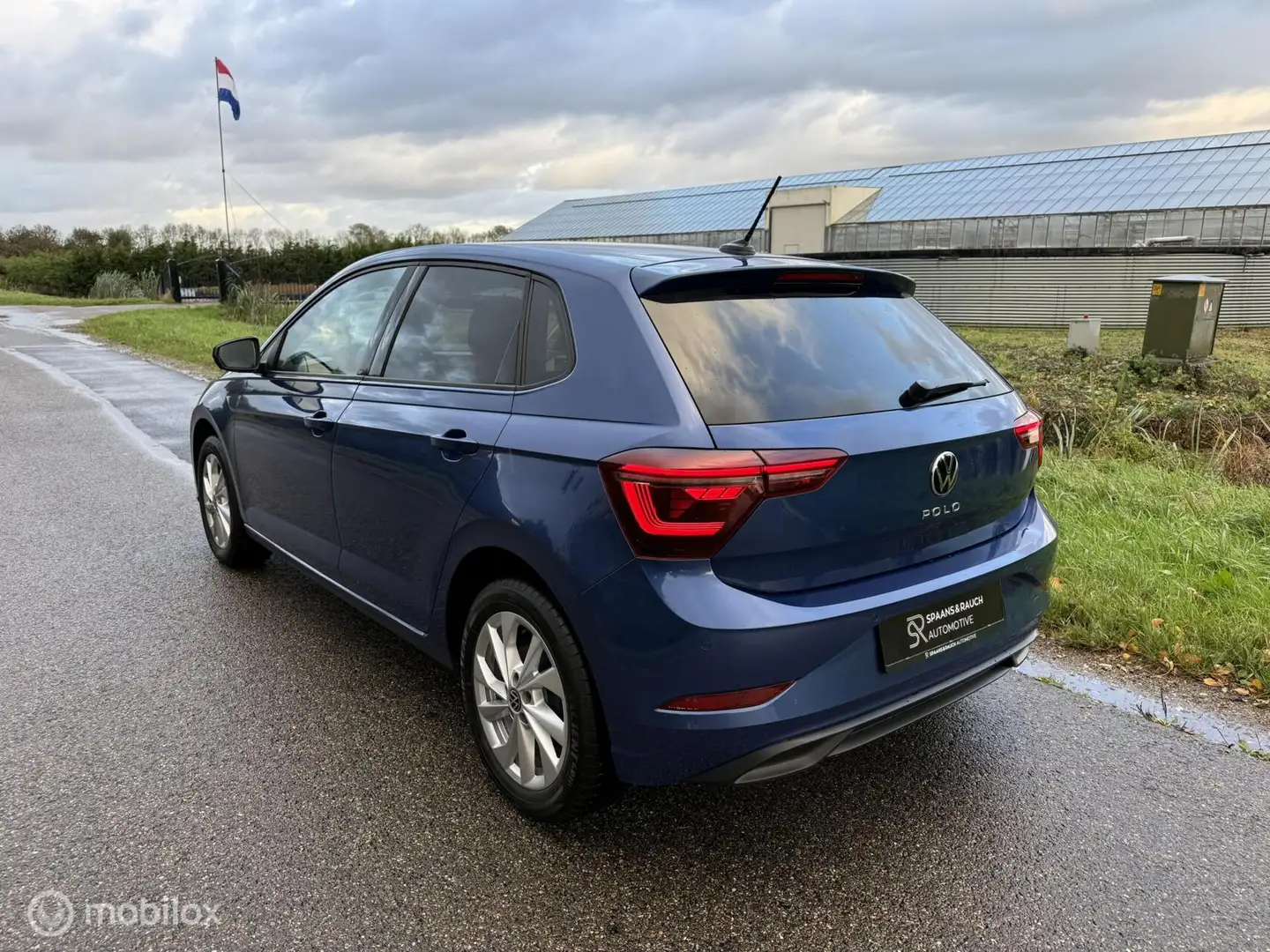 Volkswagen Polo 1.0 TSI Style / Cam / CarPlay / IQ Light Blauw - 2