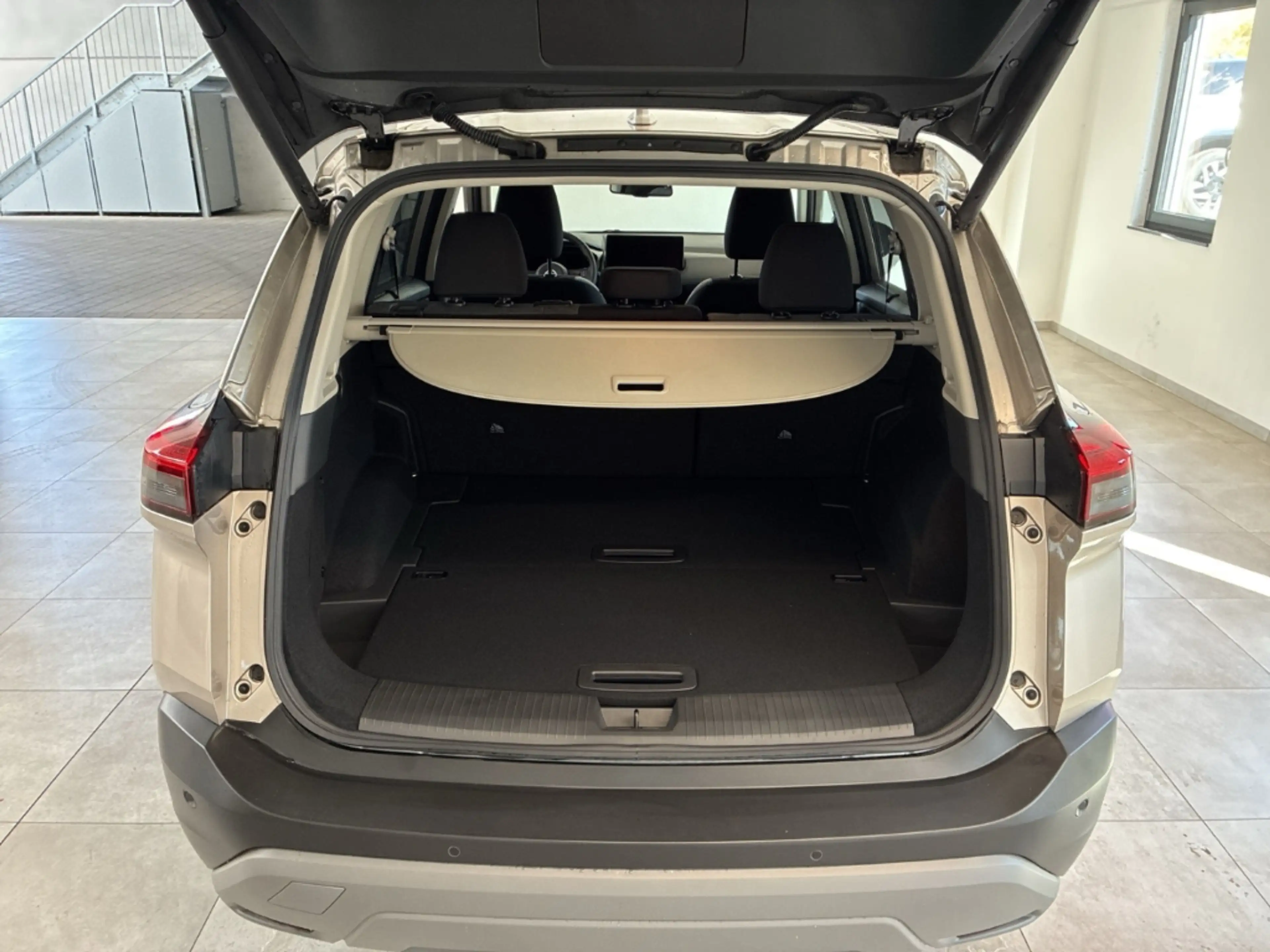 Nissan X-Trail 1.5 VC-T MHEV N-Connecta LED eHeckklappe 360° Navi — photo 6