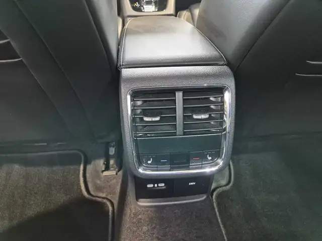 Skoda Octavia view 13