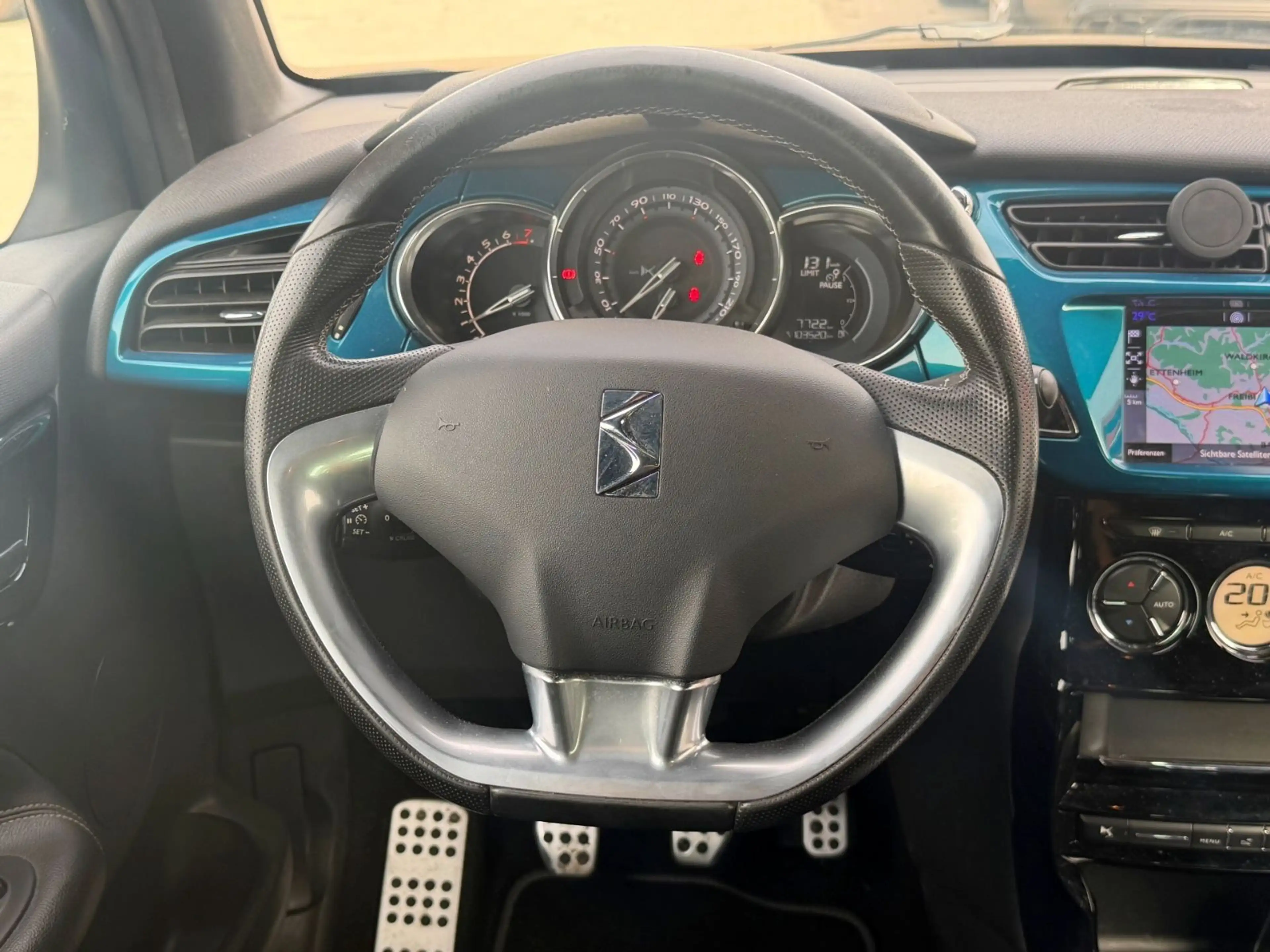 DS Automobiles DS 3 PureTech 130 Sport Chic/NAVI/RFK/ALCANTARA — photo 14